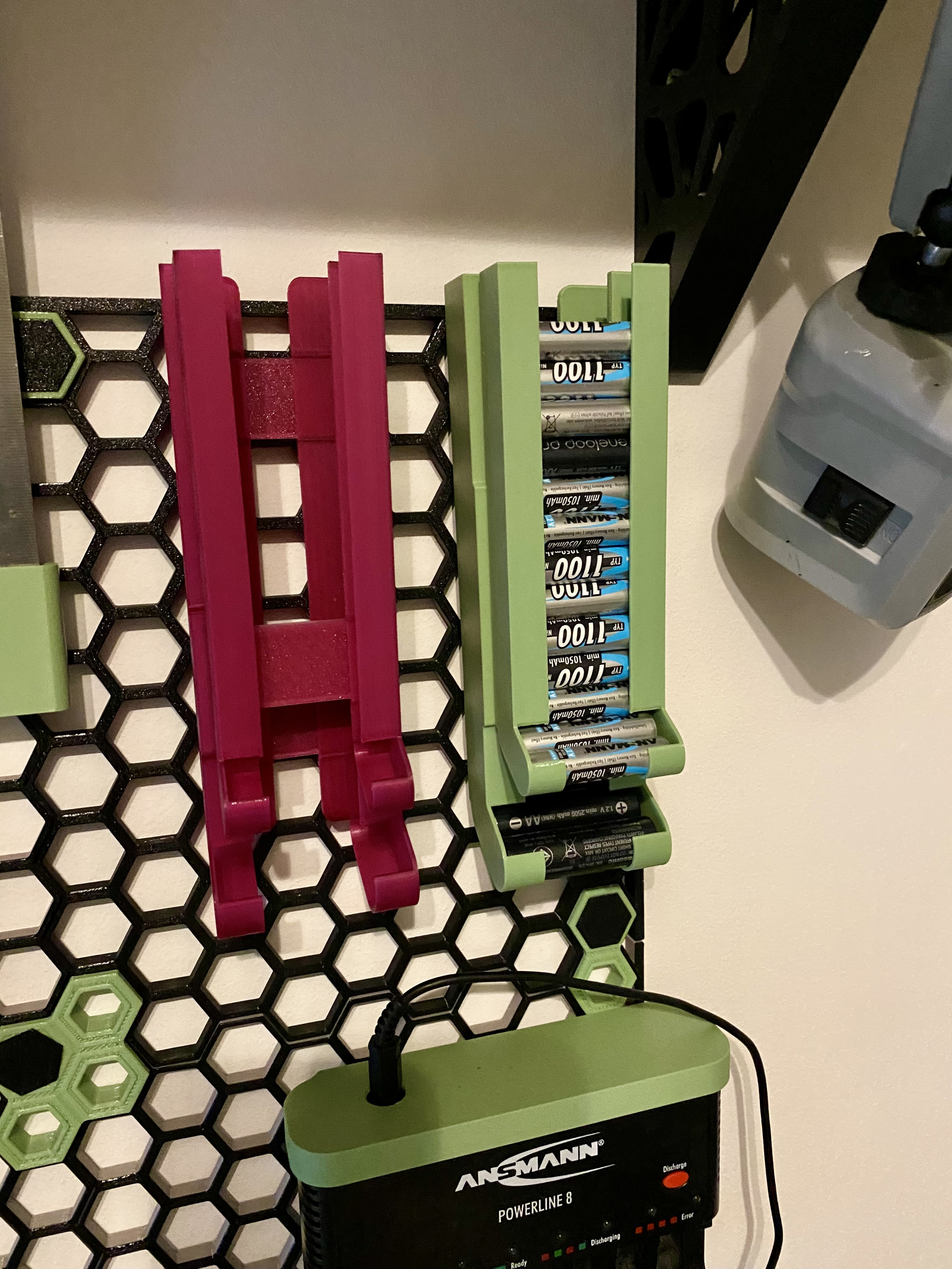 HSW battery dispenser duo