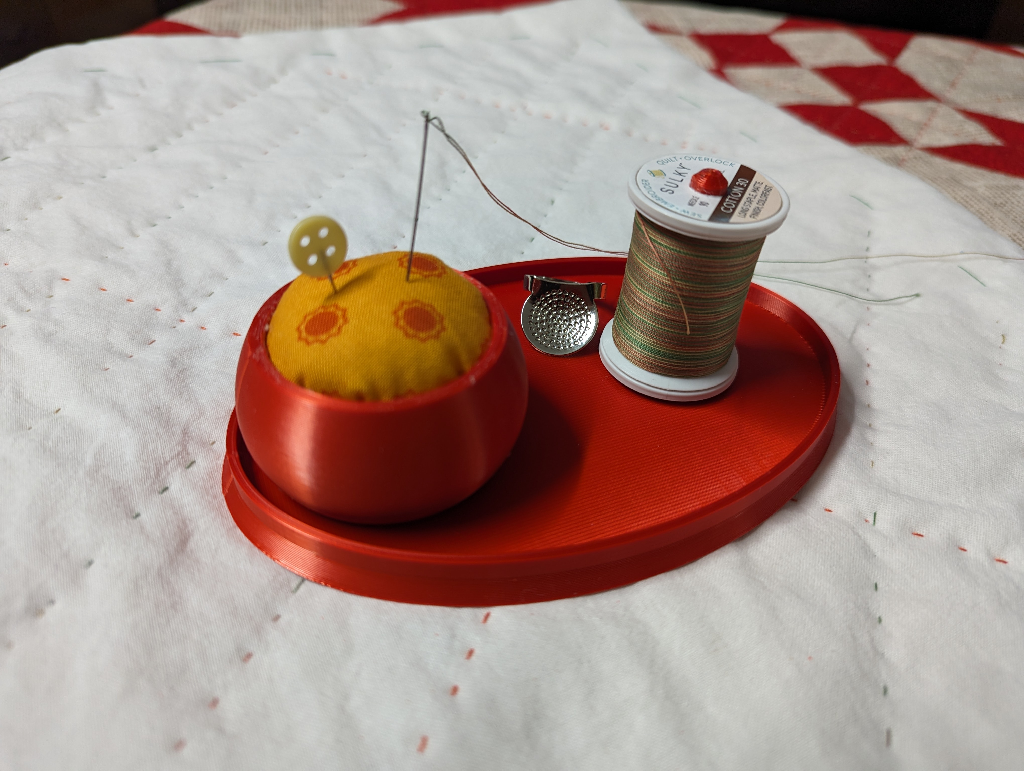 Needle and thread holders by Renatojd Download free STL model