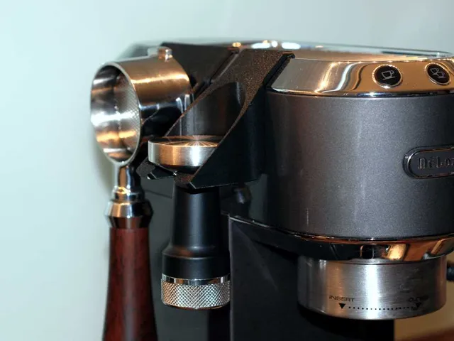 Tamper Storage for DeLonghi Dedica