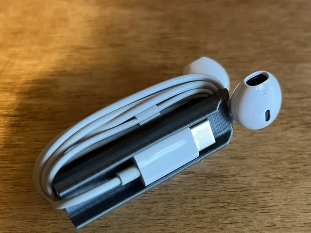 Apple earpods / earbuds holder, wrap (USB-C)