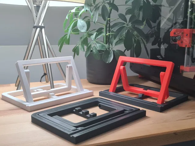 Foldable Tablet Stand