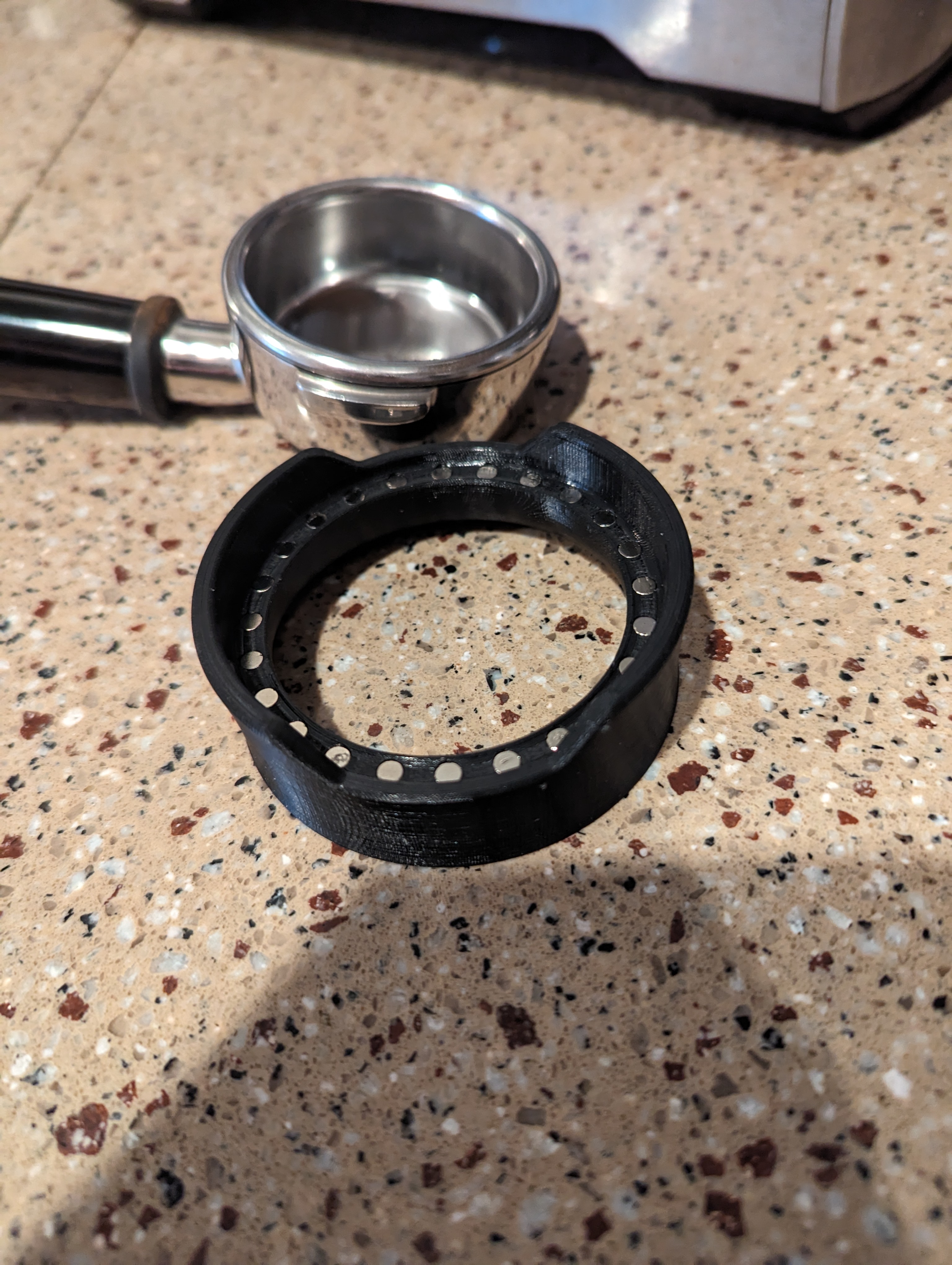 No-Mess Dosing and WDT Funnel for 58mm Baskets (magnetic)