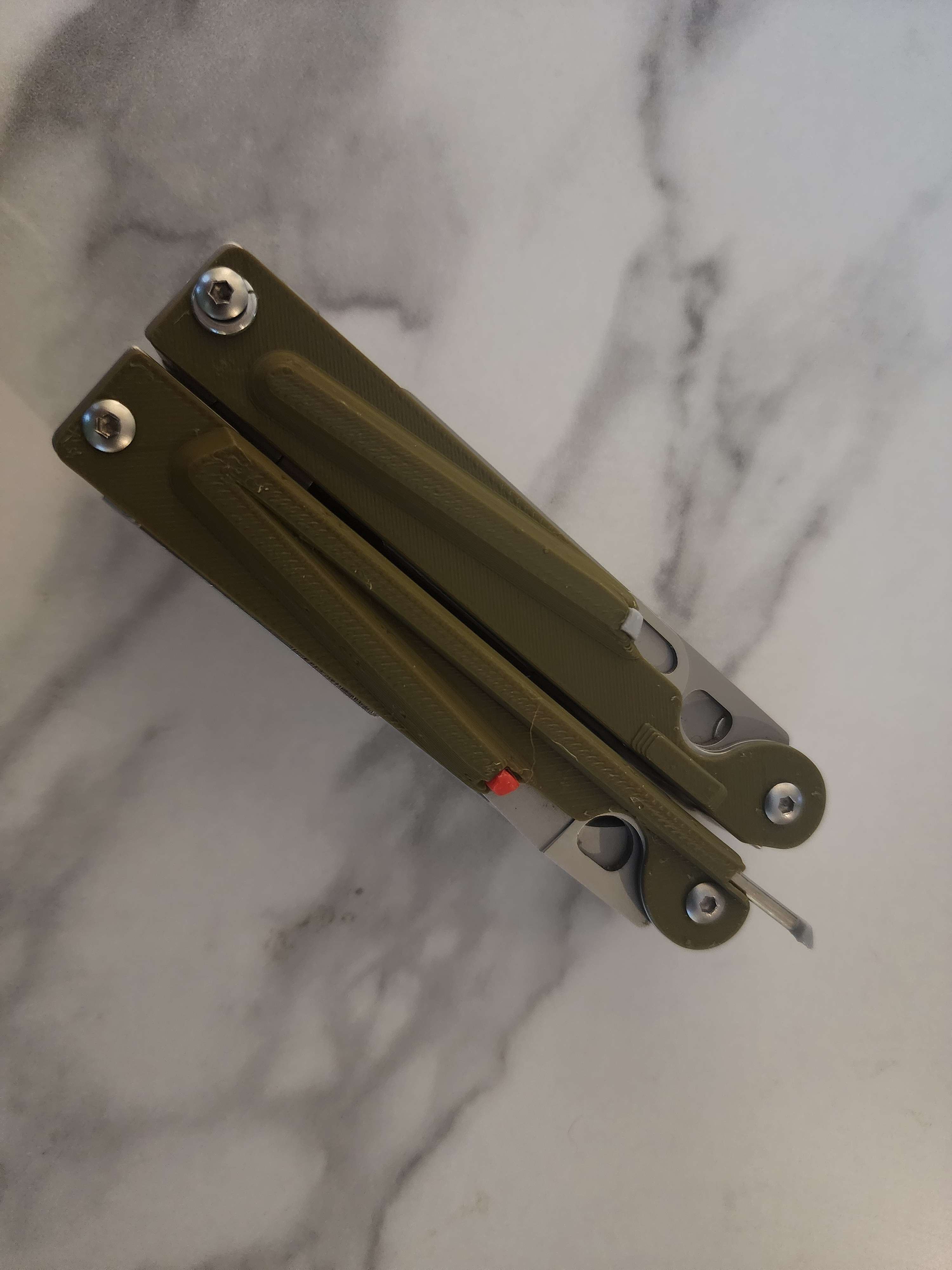 GOAT Multitool Scales reinforced with tweezers toothpick pen