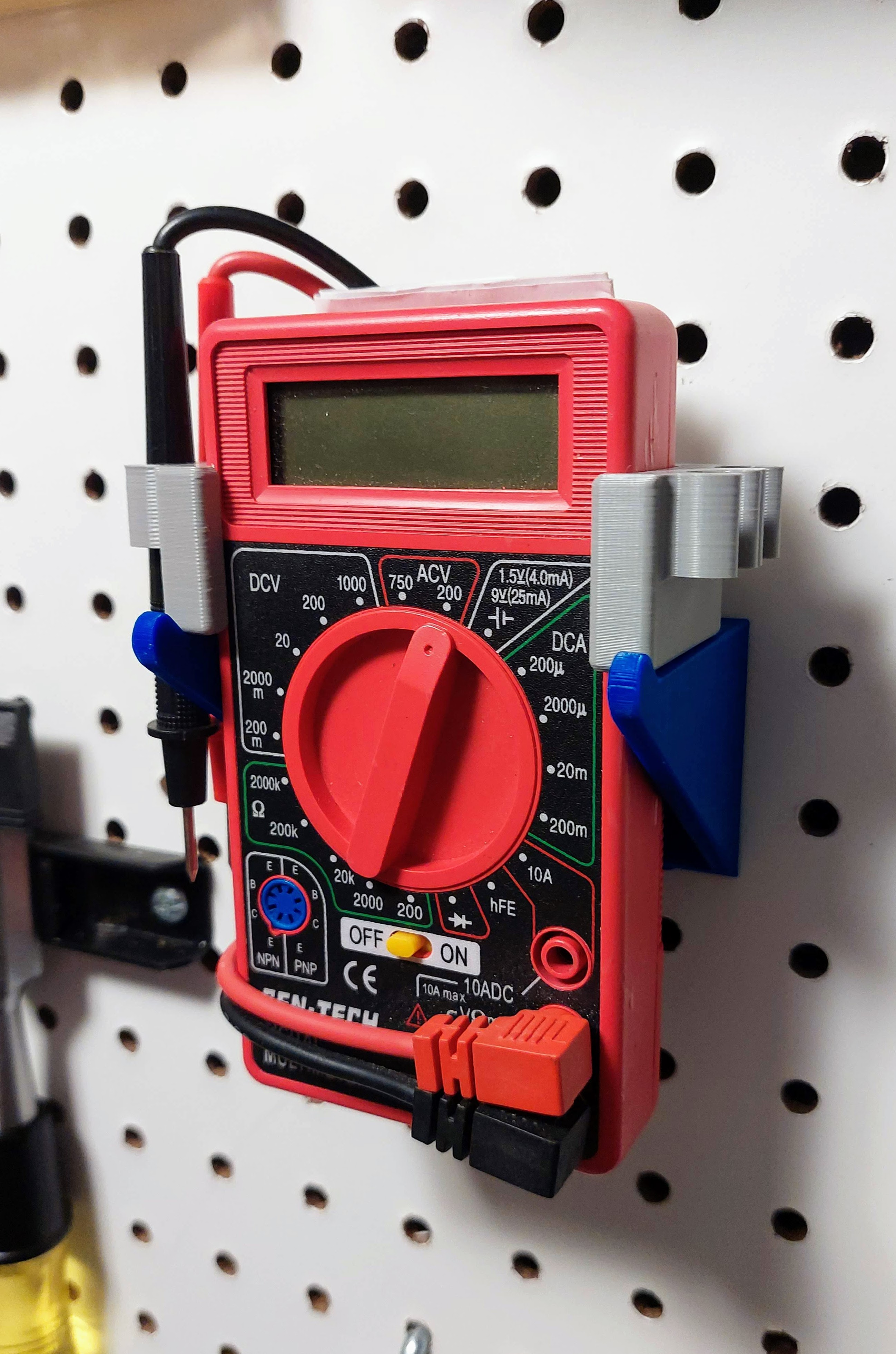 Cradle for Harbor Freight Multimeter Probe Holder (Pegboard) by Blackcrow Download free STL