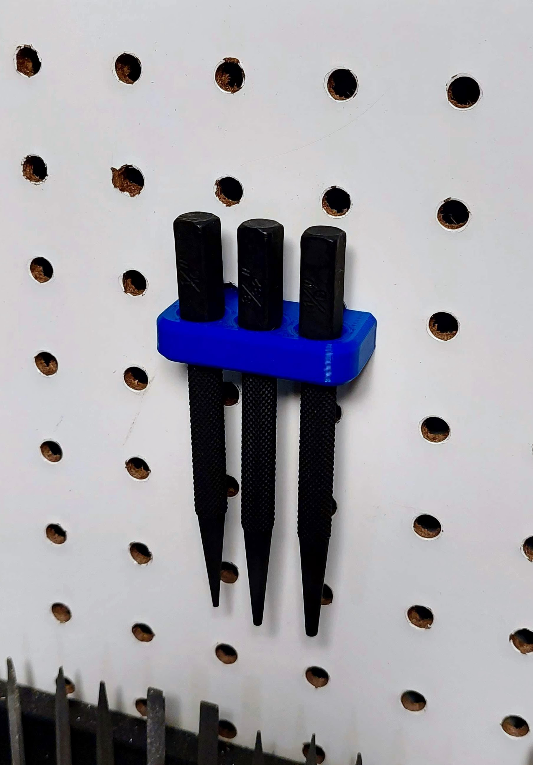 Menards Tool Shop 3 Pc Nail Setpunch Pegboard Holder By Blackcrow Download Free Stl Model 5743