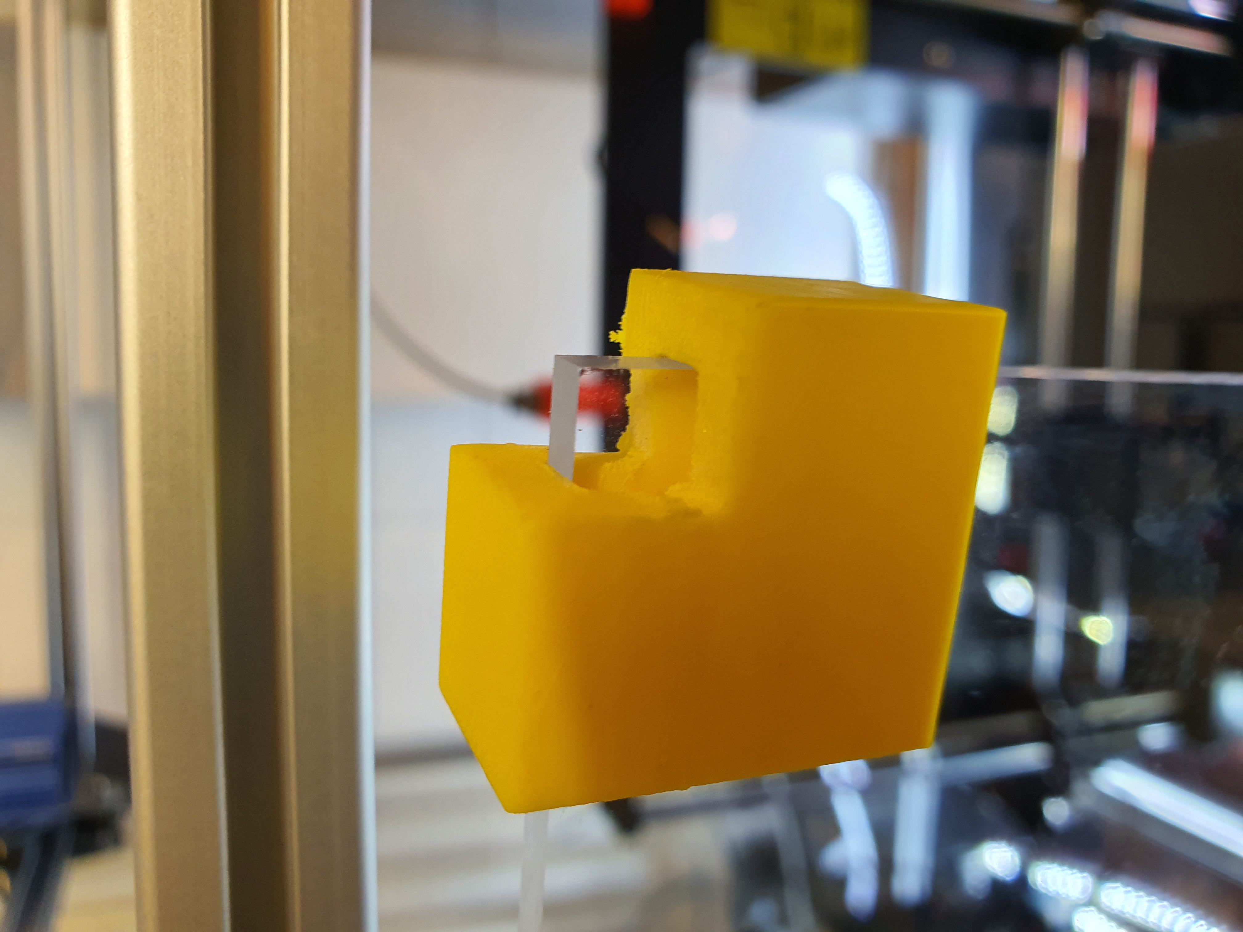 The HomeCube - Corner Cut Helper / Jig