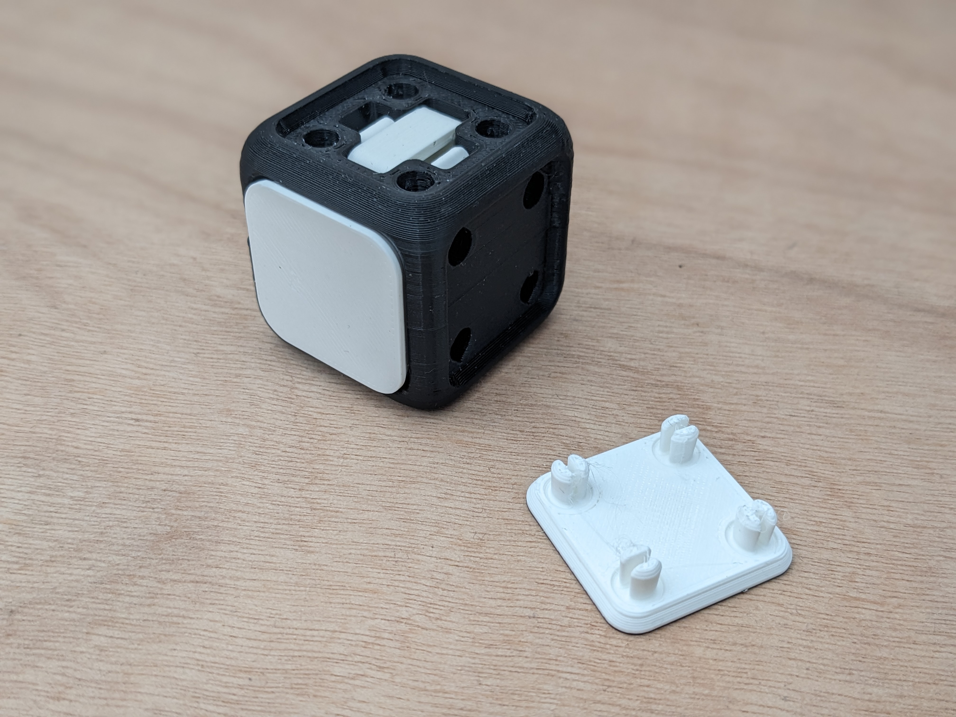 Customizable Cube