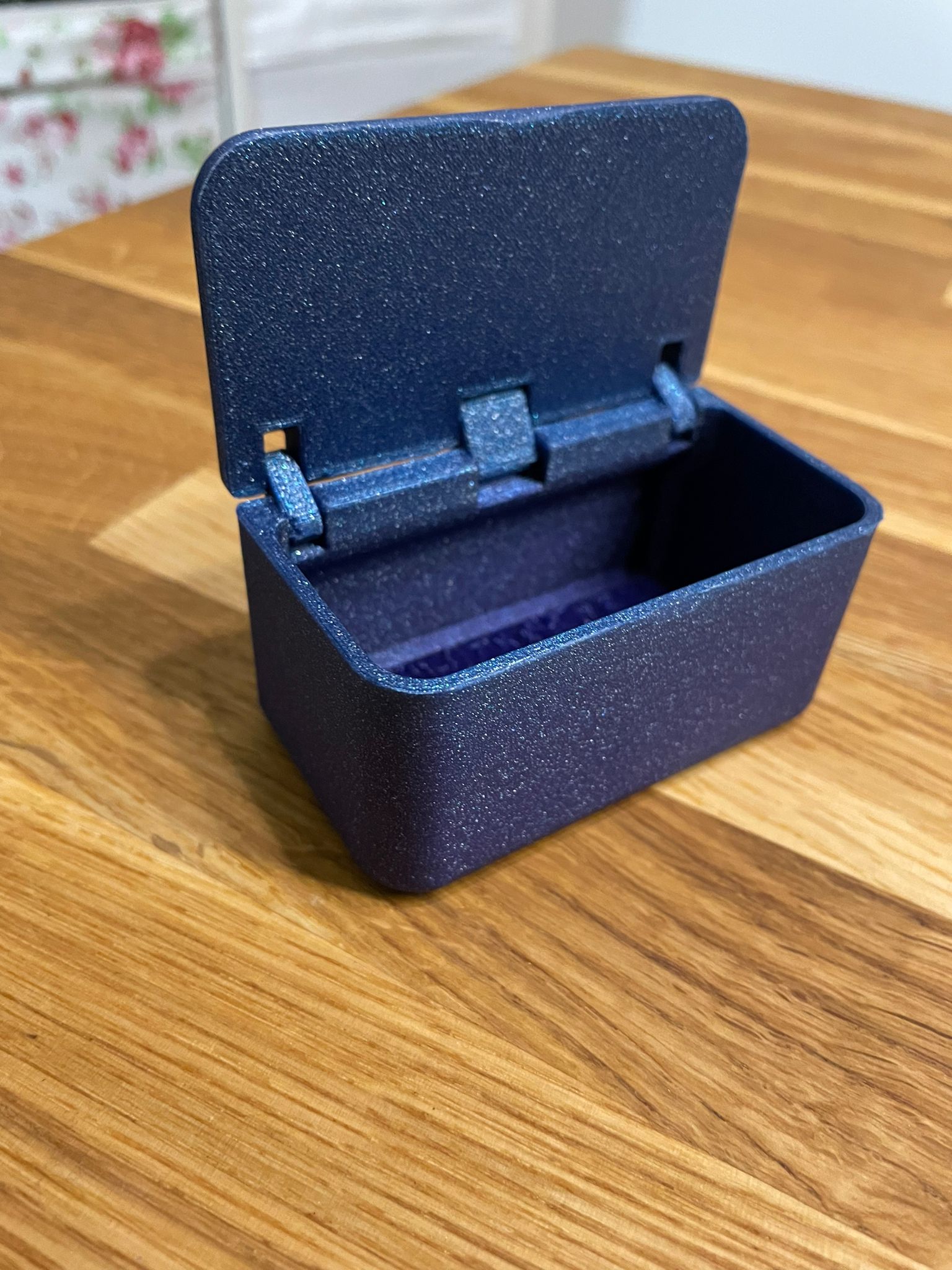 Print in place box with lid