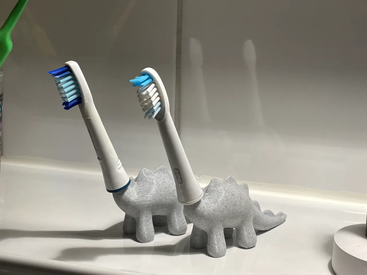 MochiThings: Animal Toothbrush Holder
