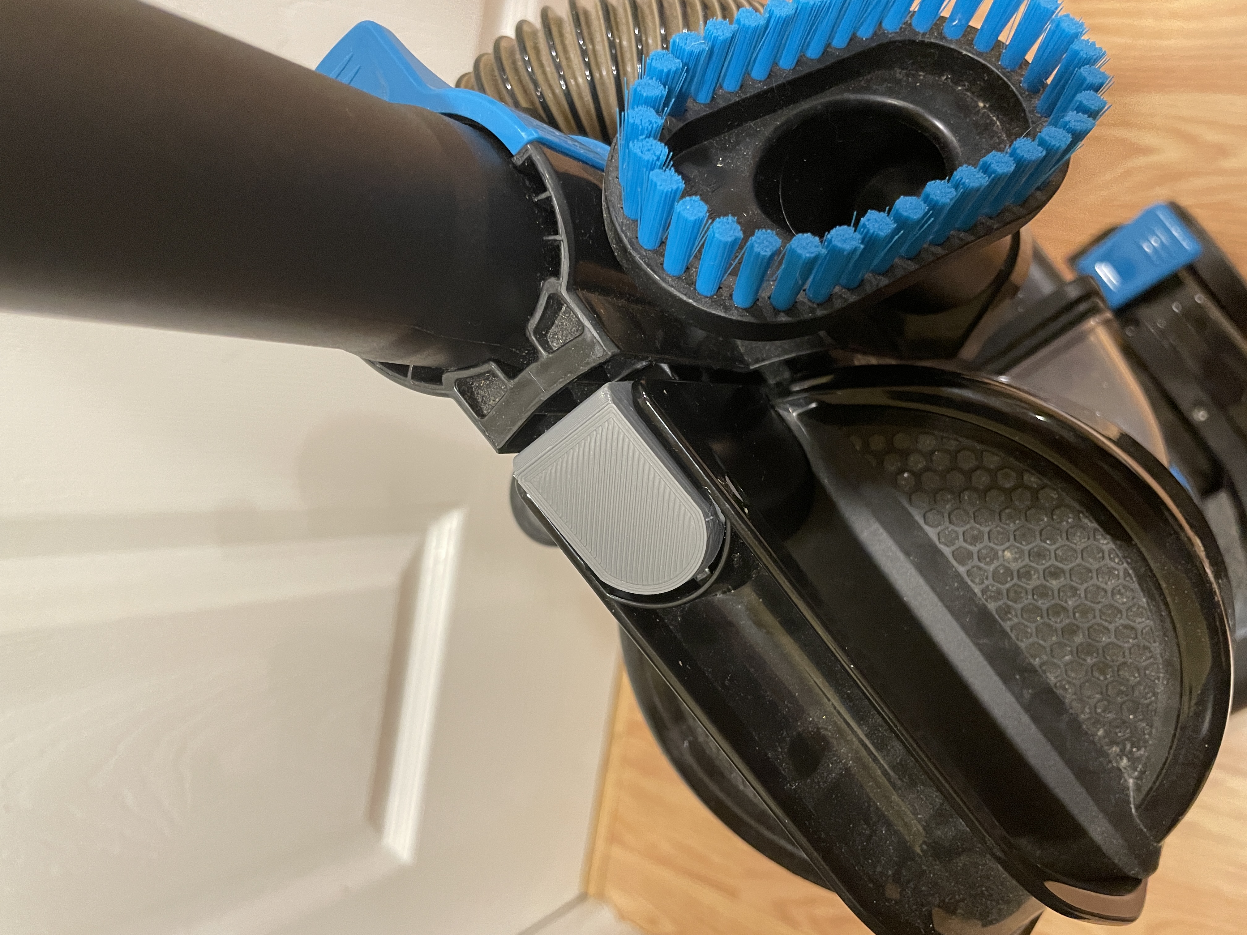 Dust container button for Bissell Powerforce Compact