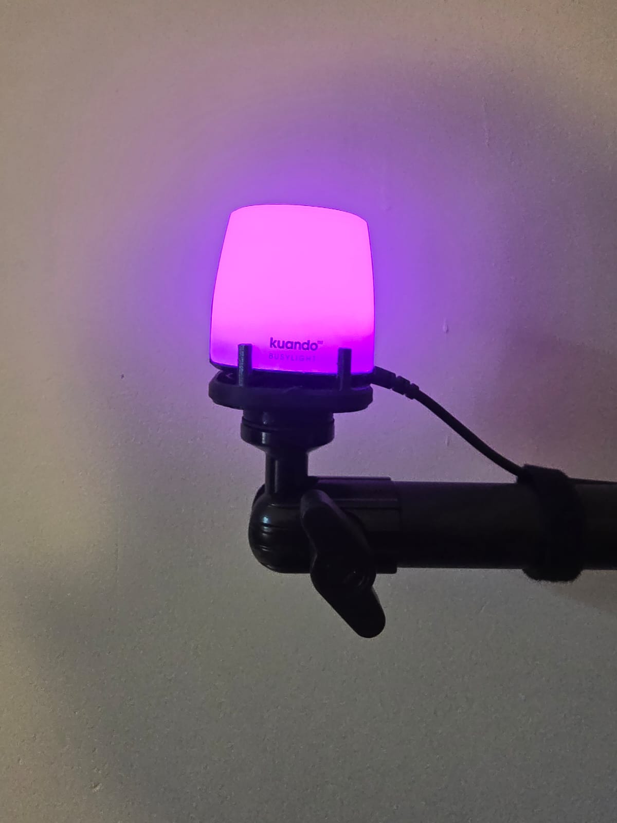 Kuando Busylight Elgato Solid Arm Mount