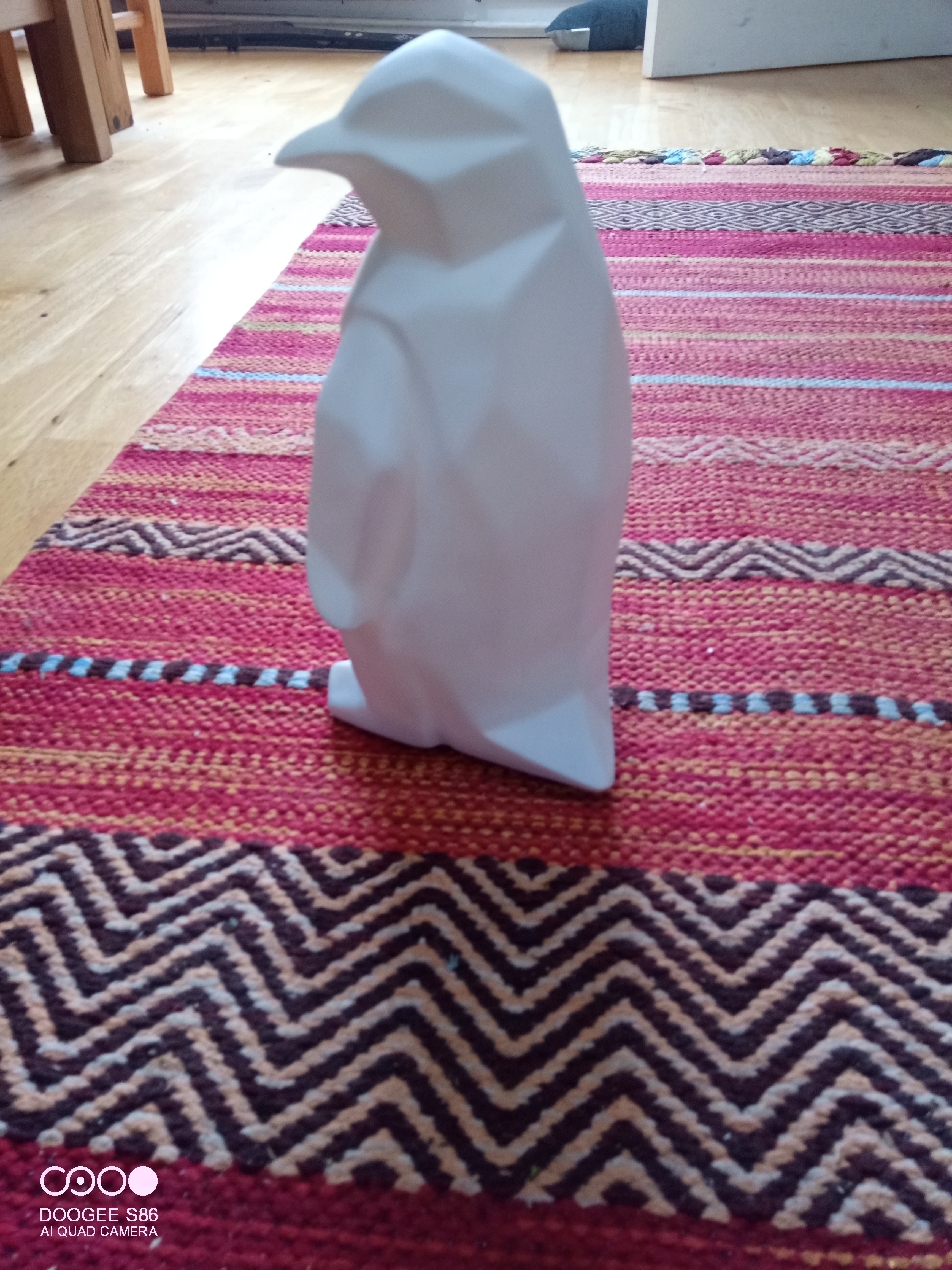 Penguin low poly lamp