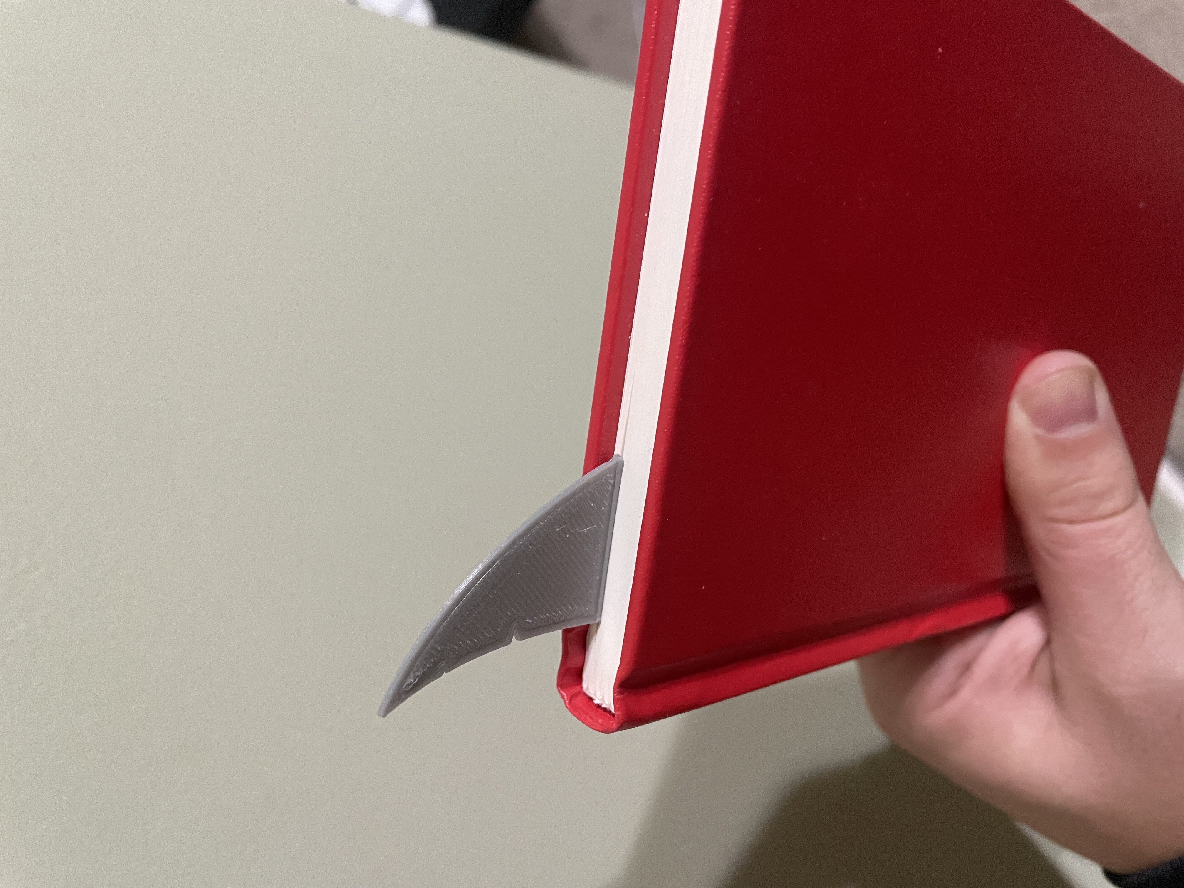 shark fin bookmark