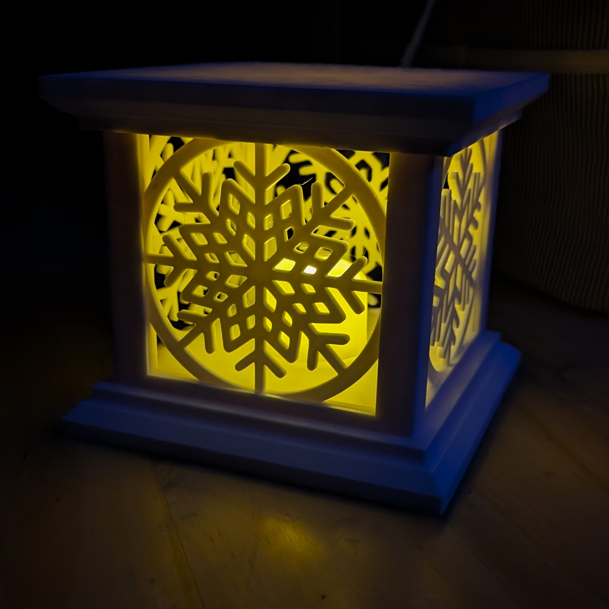 Snowflake Tea Light with Modular Panels by omegapoint Download free