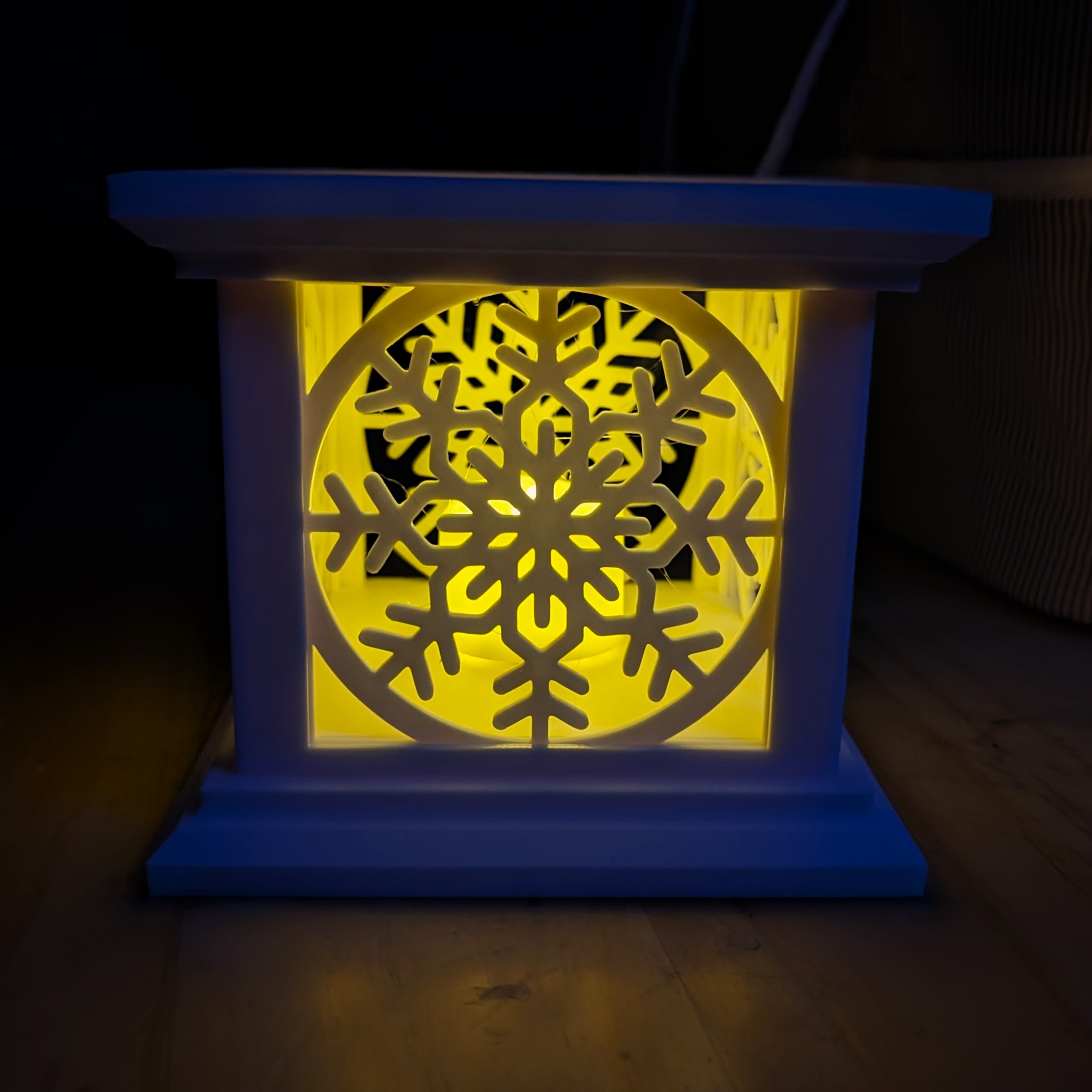 snowflake-tea-light-with-modular-panels-by-omegapoint-download-free