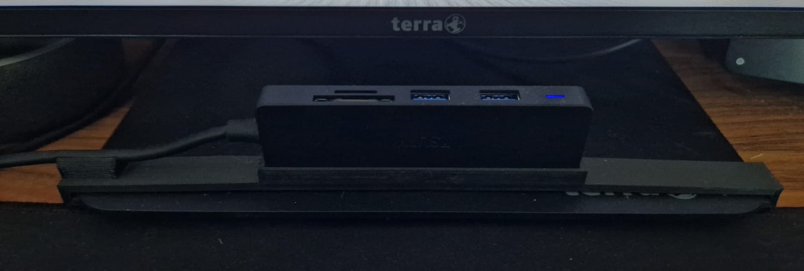 Halterung für USB-Hub
