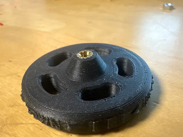 Bed Level Wheel M4 Brass Insert