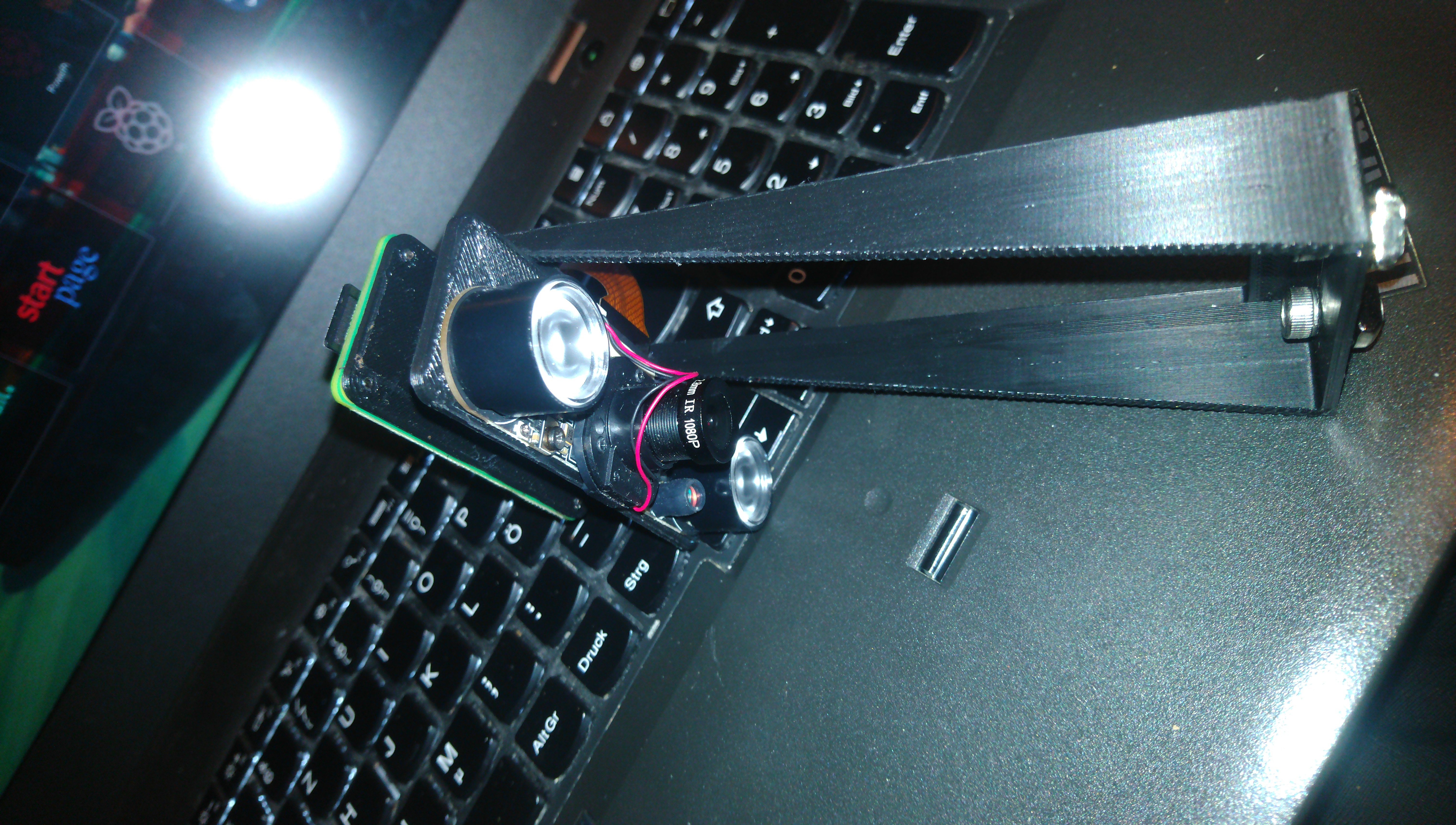 Miniatura 4 do modelo 3D Raspberry Pi Camera holder for Raspberry Pi Zero