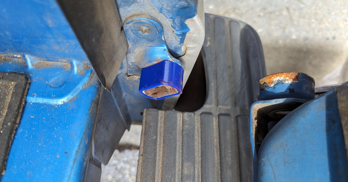 1993 2011 Ford Ranger Passenger side tailgate bushing by Bengone1