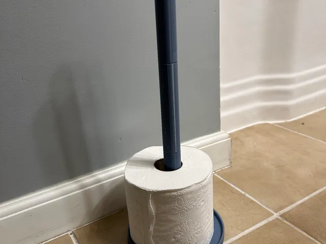 TP Floor Holder