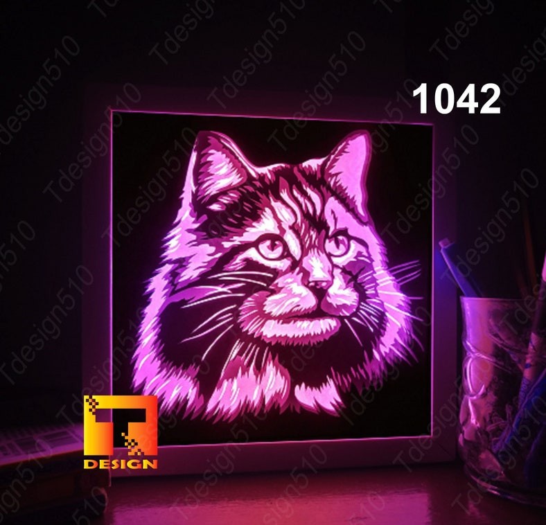Cat Head Looking Straight light box