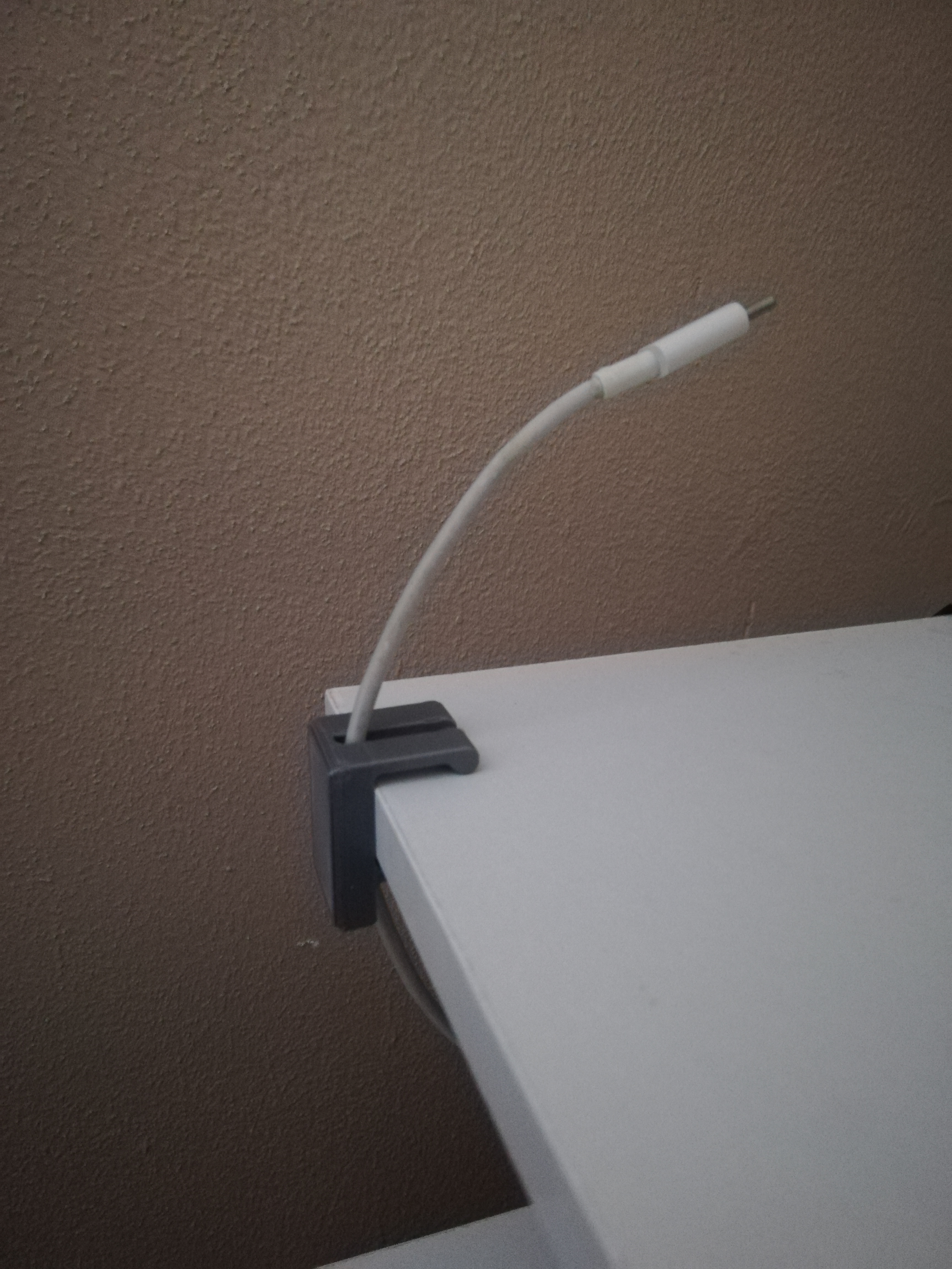 Miniatura 2 do modelo 3D Support clipsable  de câble