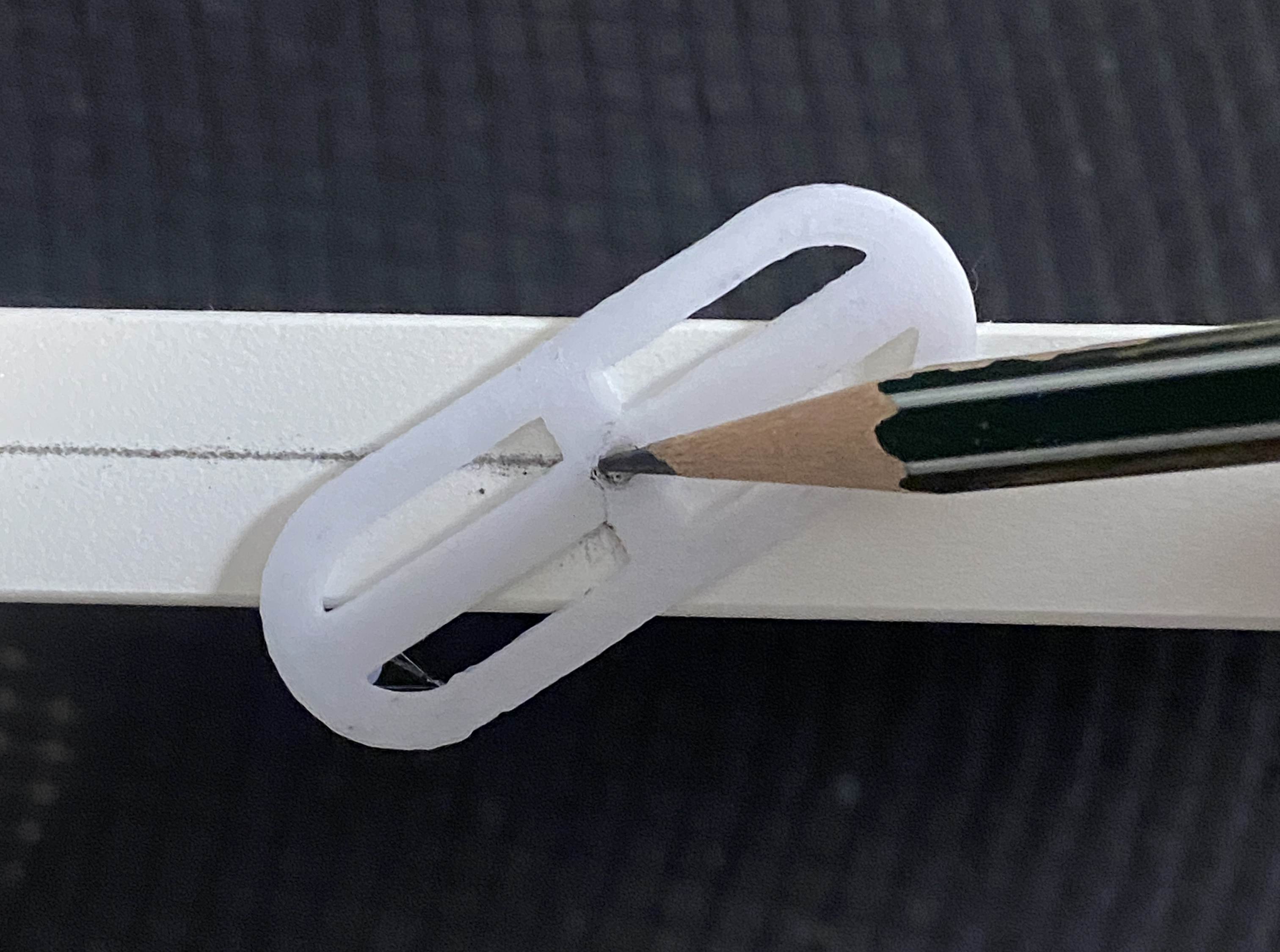 Edge center finder and marking tool