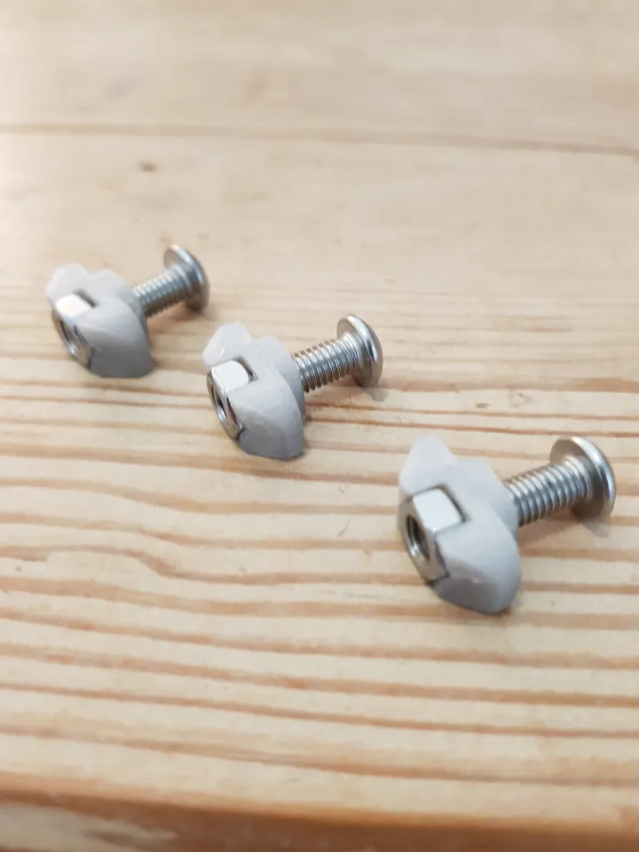 HomemadeCNC M5x15mm Flachschrauben – Für V-Nut/T-Nut, 3D-Drucker & CNC-Maschinen, Schwarz!
