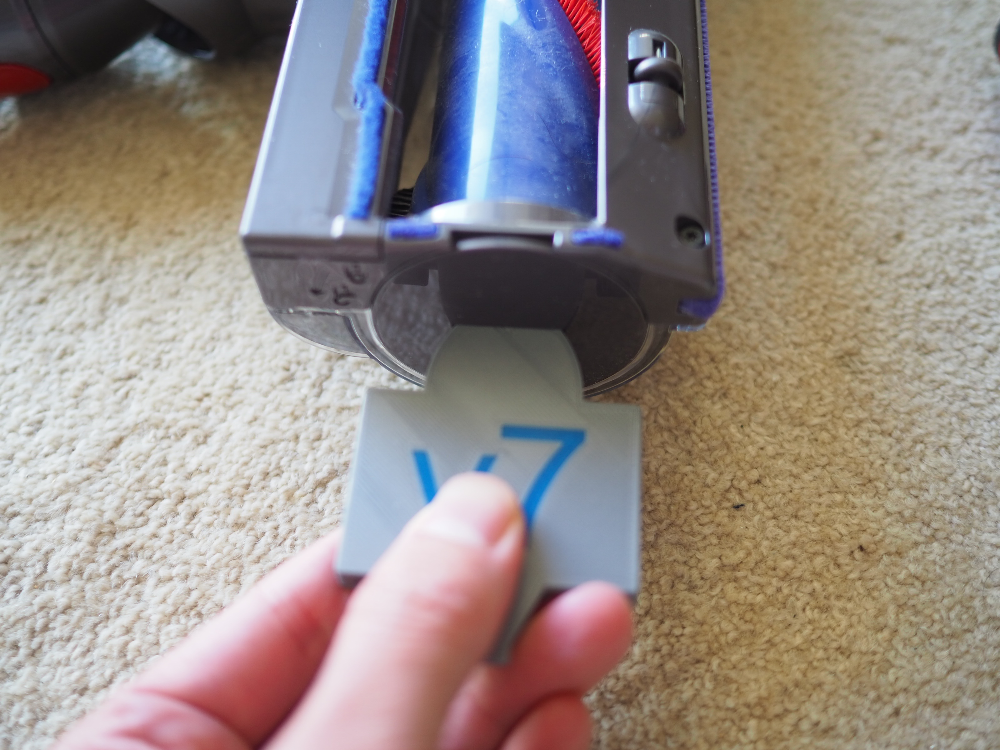 Dyson tool mount (including the missing keys) — miniatura 4