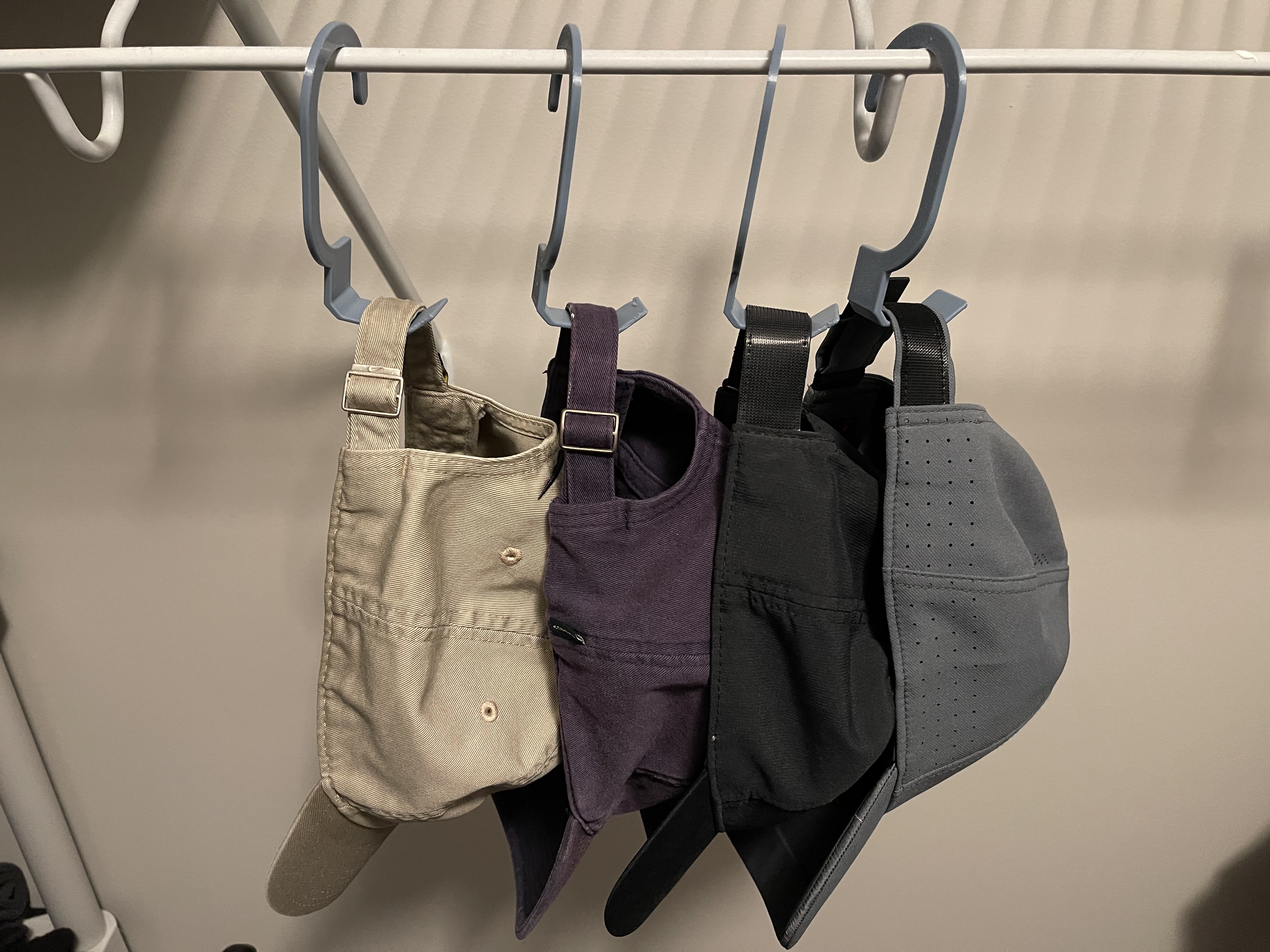 Cap hanger
