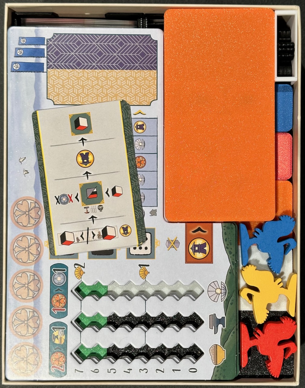The White Castle insert VERSION 2 (supports sleeves)