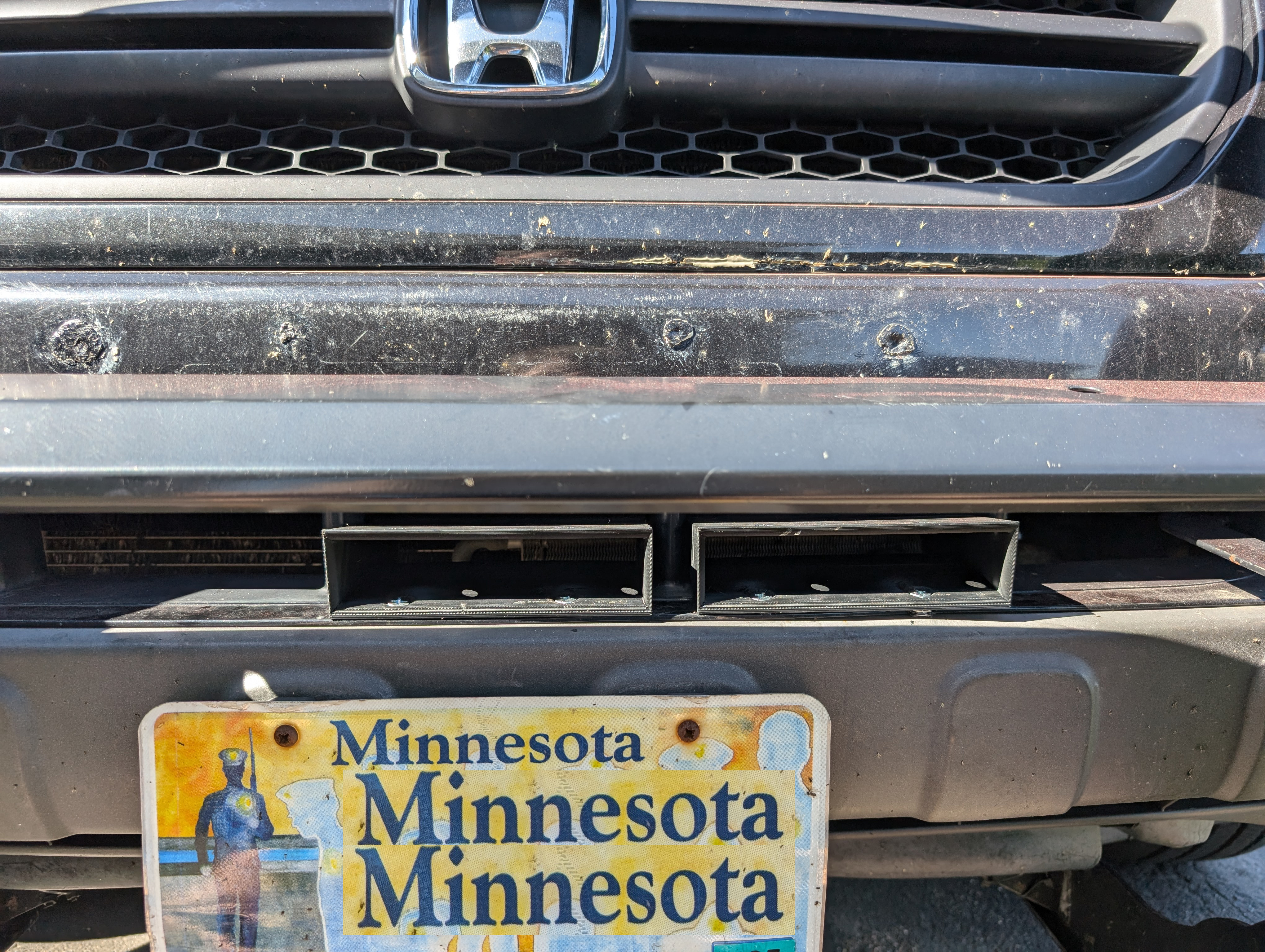 Radiator airflow deflector, designed for 2004 Honda Pilot