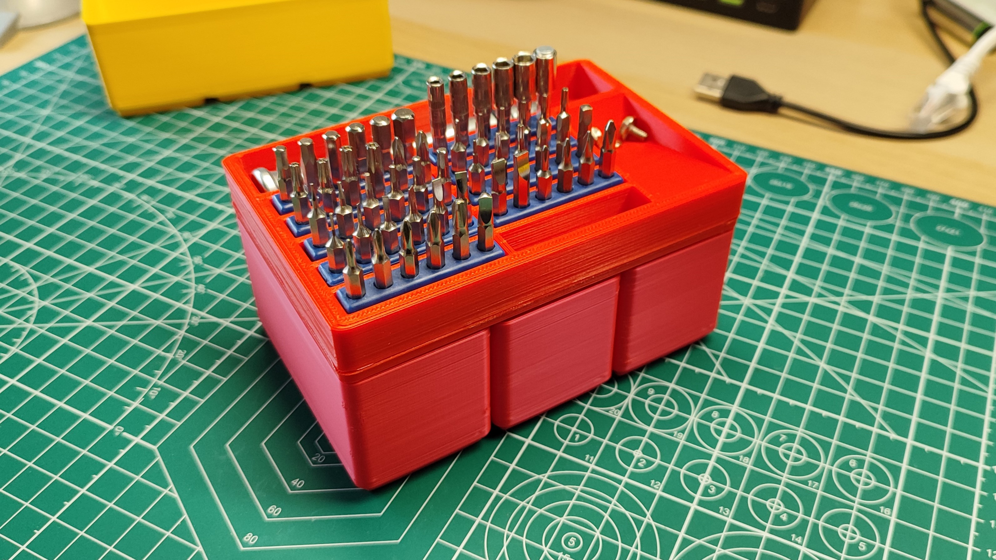 Gridfinity Precision Screwdriver Holder by biglesp Download free STL model
