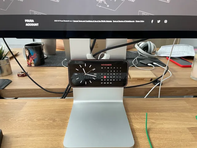Apple MagSafe Studio Display