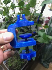 Plant LED holder (adjustable)