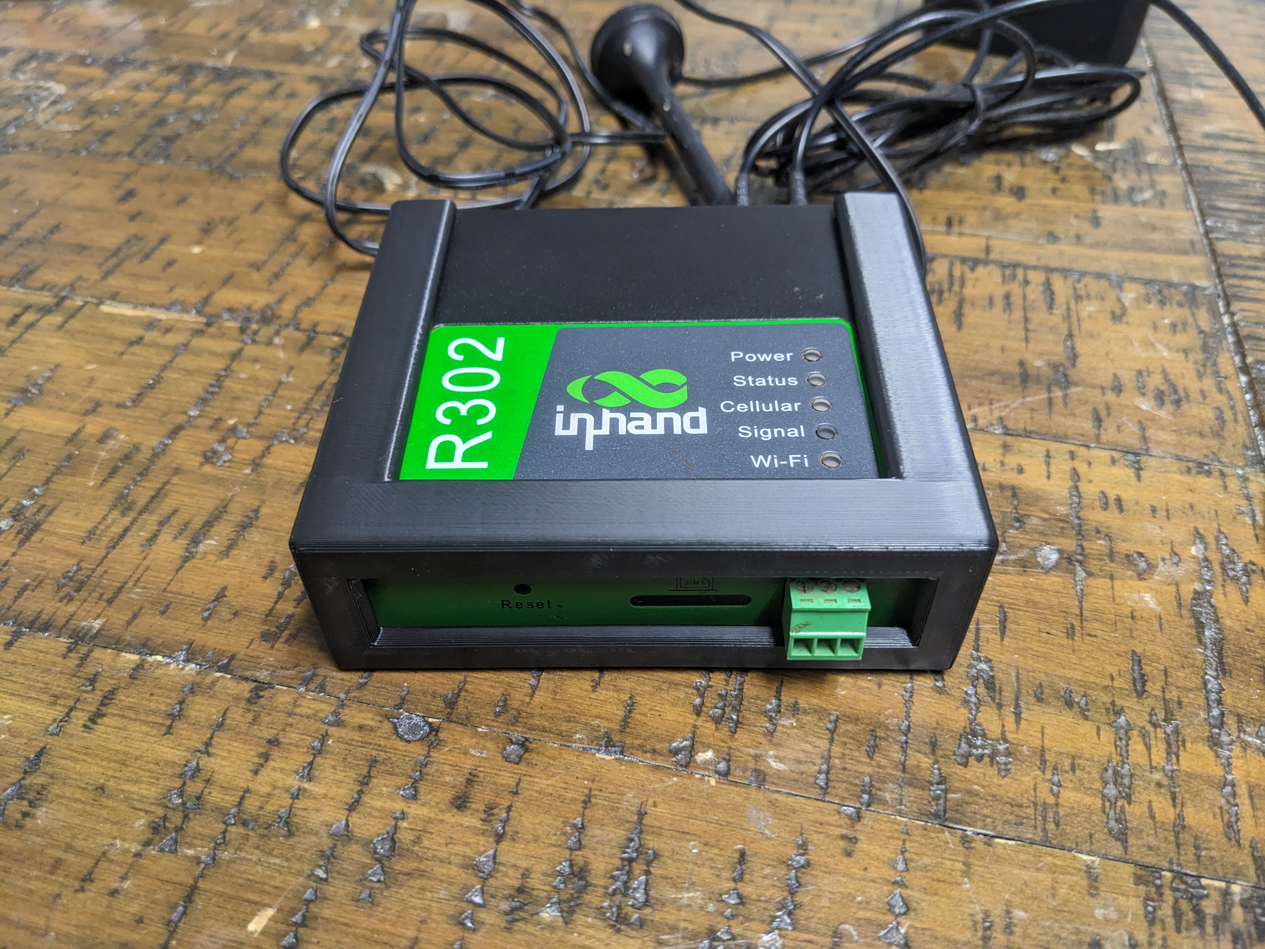 InHand IR302 Wall Mount