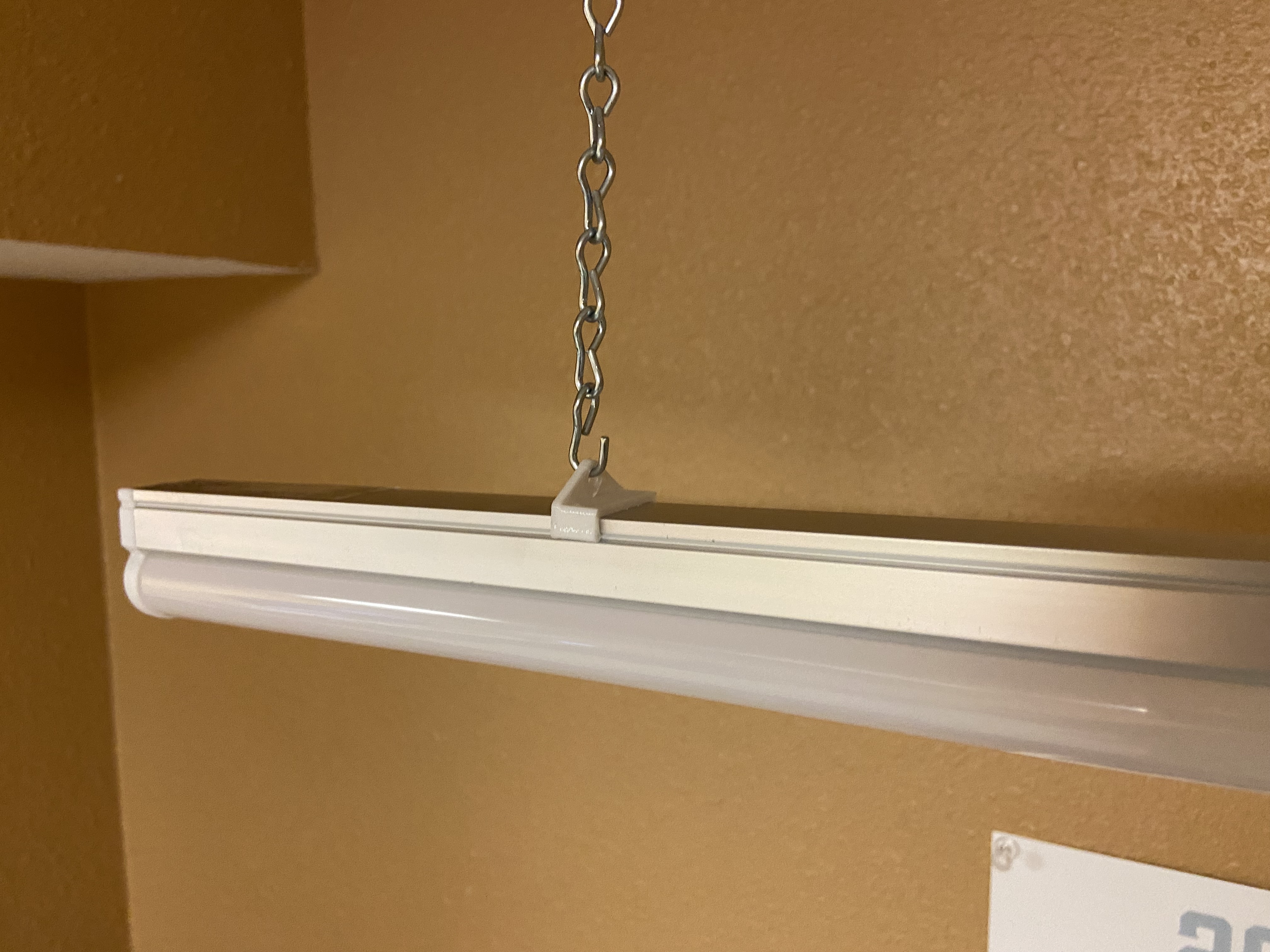 Barrina T5 LED Hanging Mount