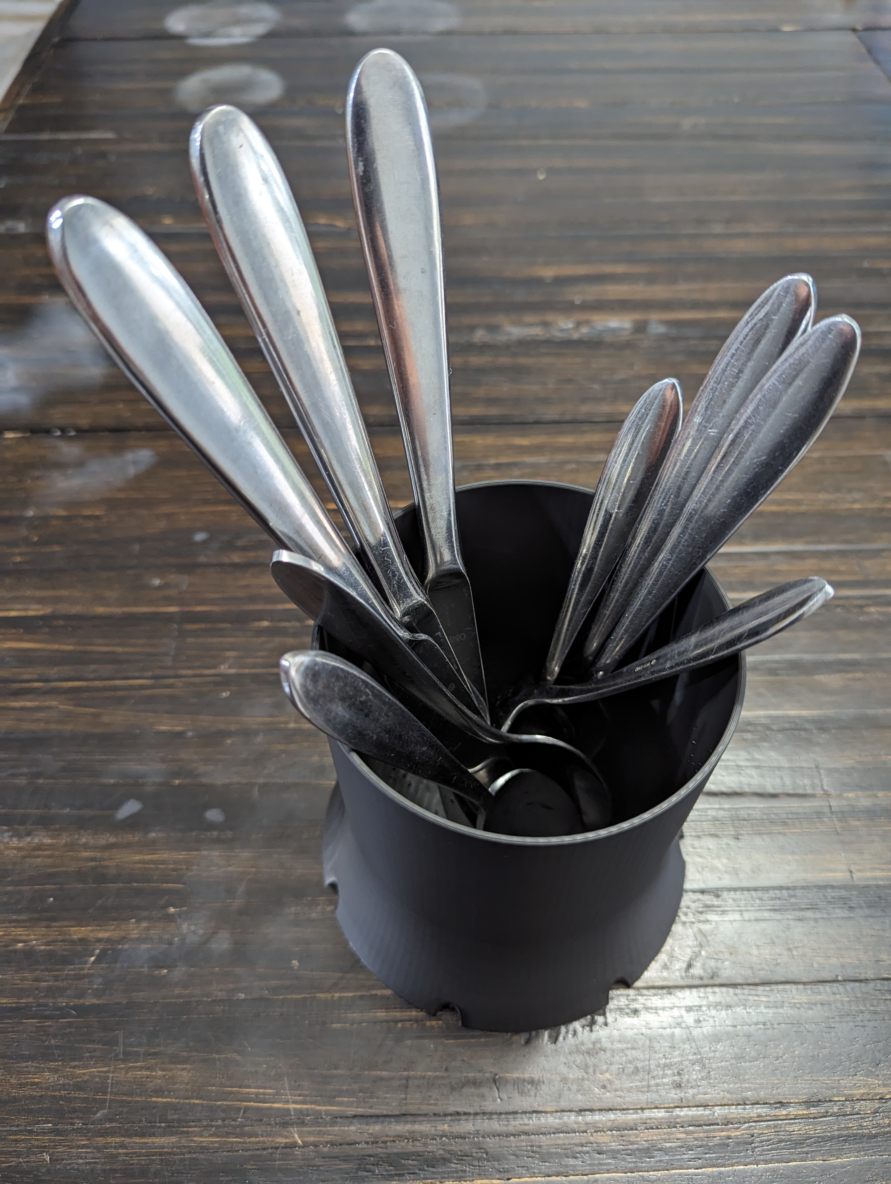 (Parametric) Silverware Draining Caddy