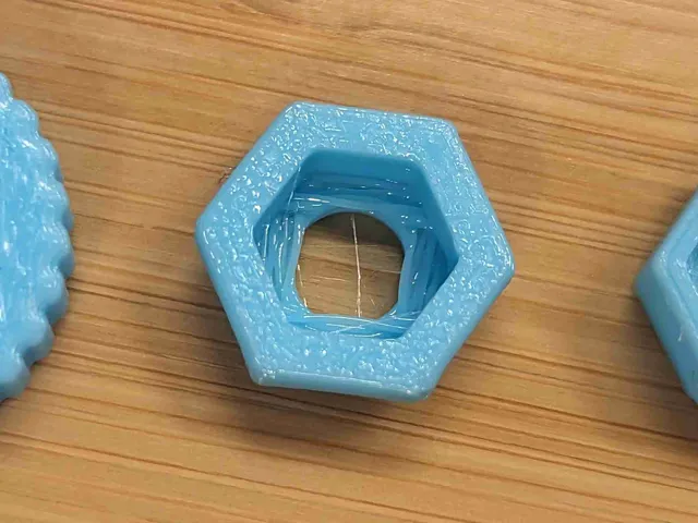 Steel thumb bolt -- bolt plug remix for no supports