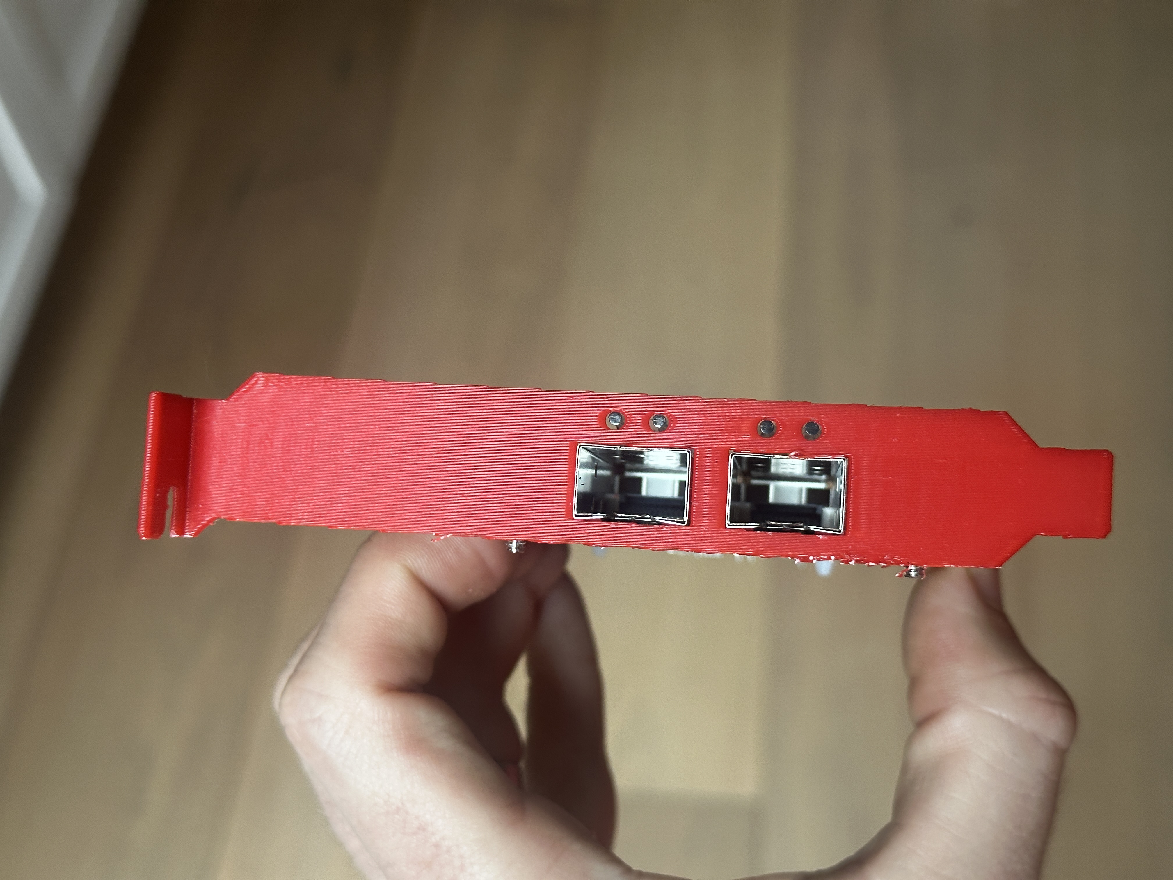 Nosač za računar 28 – 3D štampano