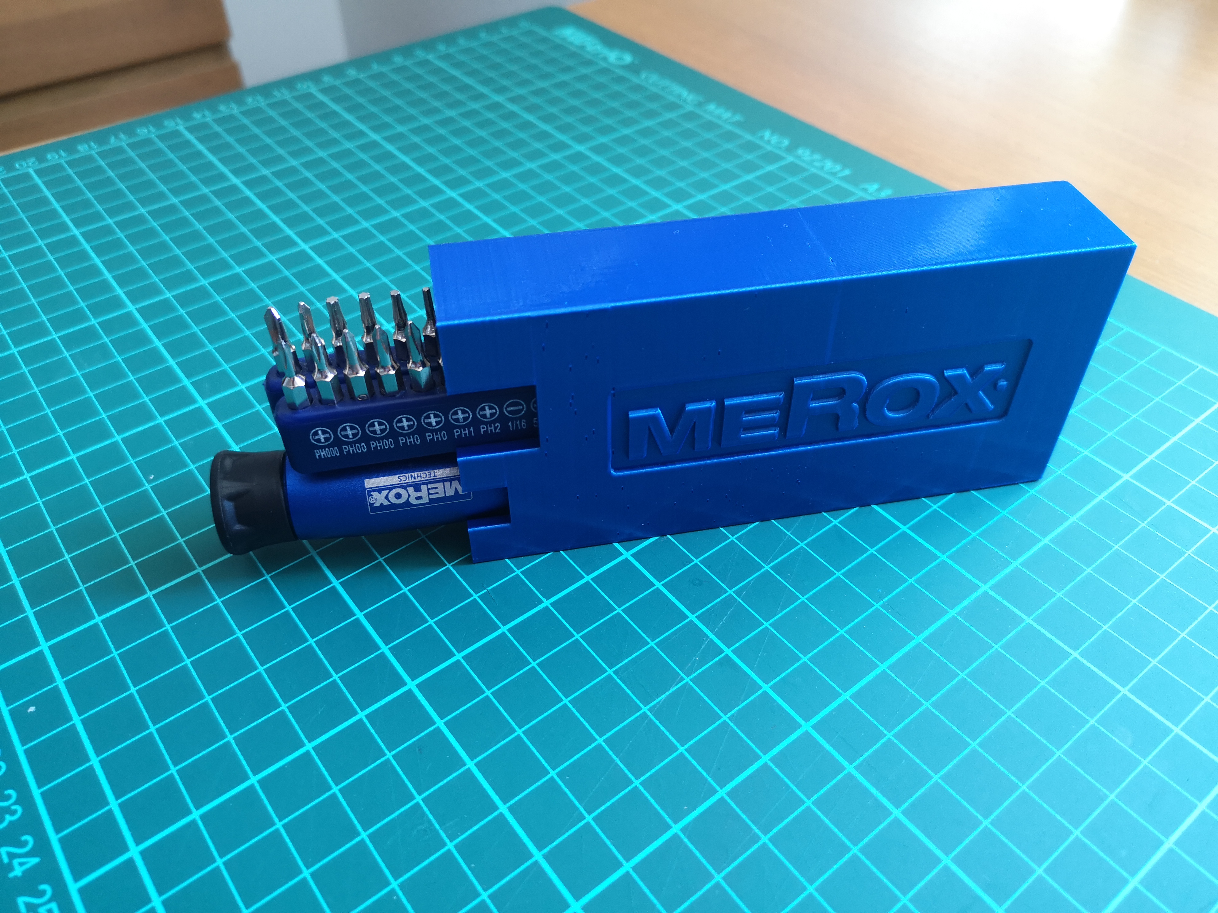 Miniatura 2 do modelo 3D Merox screwdriver set case