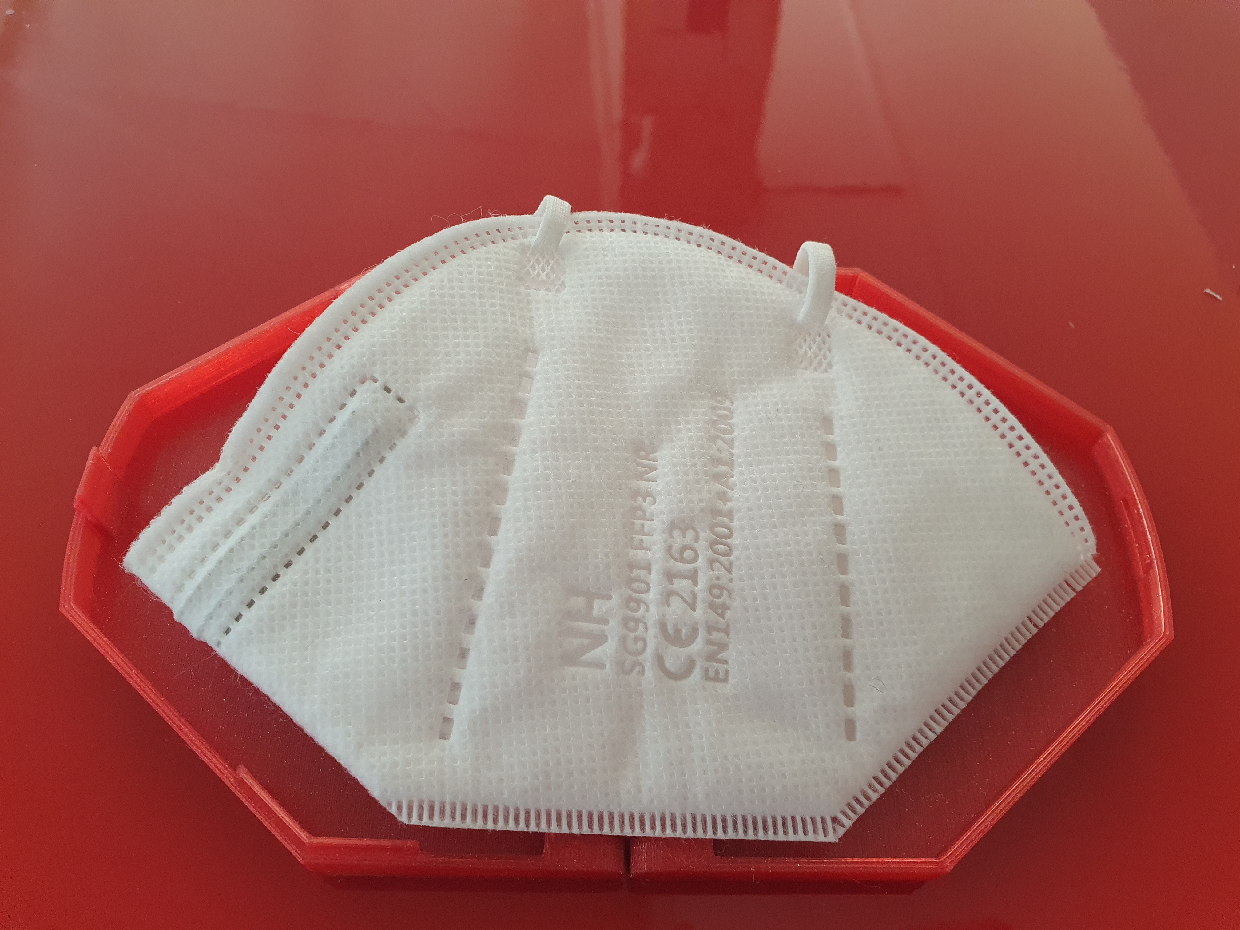 Miniatura 4 do modelo 3D Facemask case