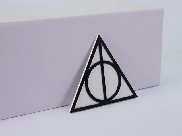 Harry Potter Deathly Hallows Magnet