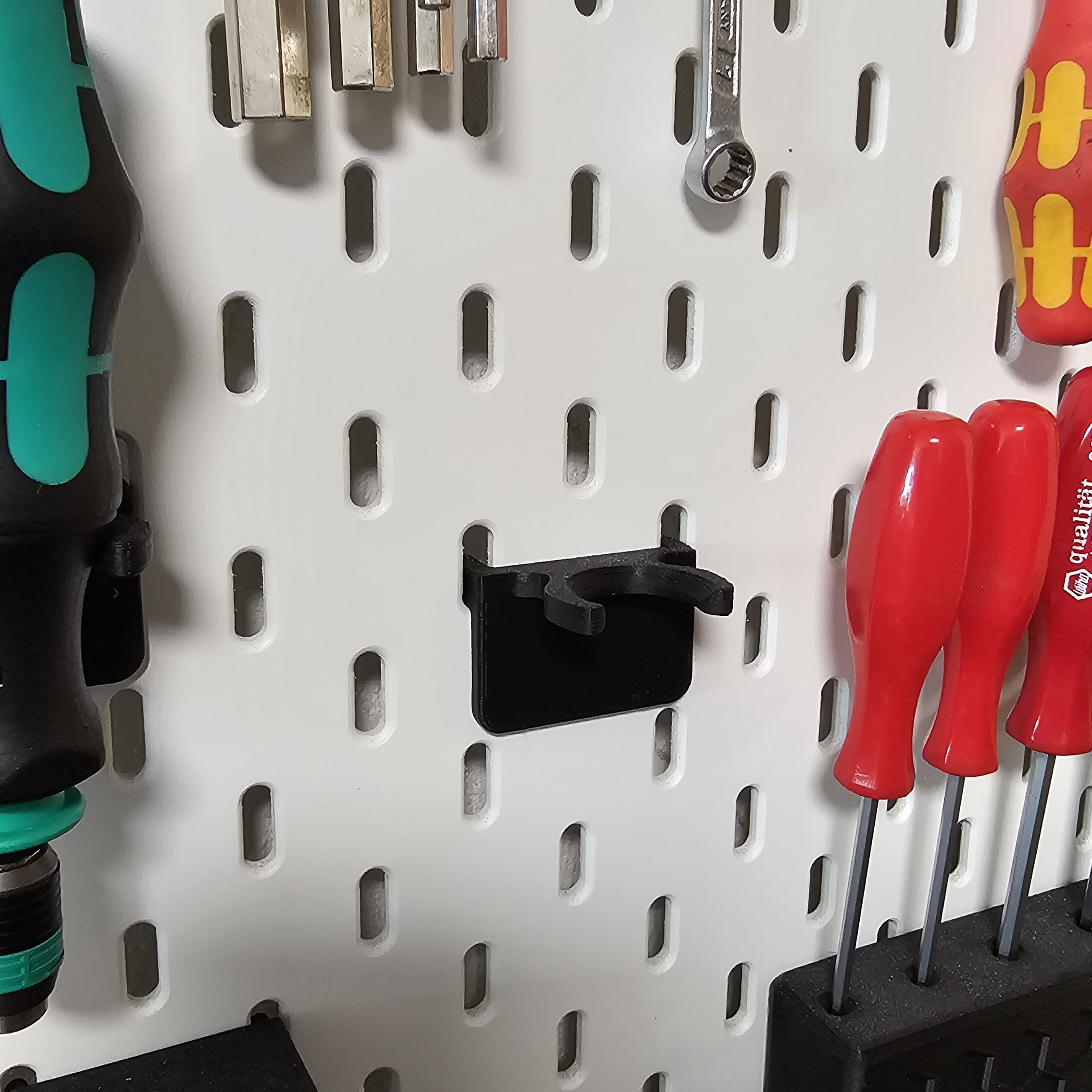 Ikea Ganci SKADIS – Set Da 6 Pezzi Per Pannelli Forati – Dimensioni 6x9,5 Cm – Colore Nero