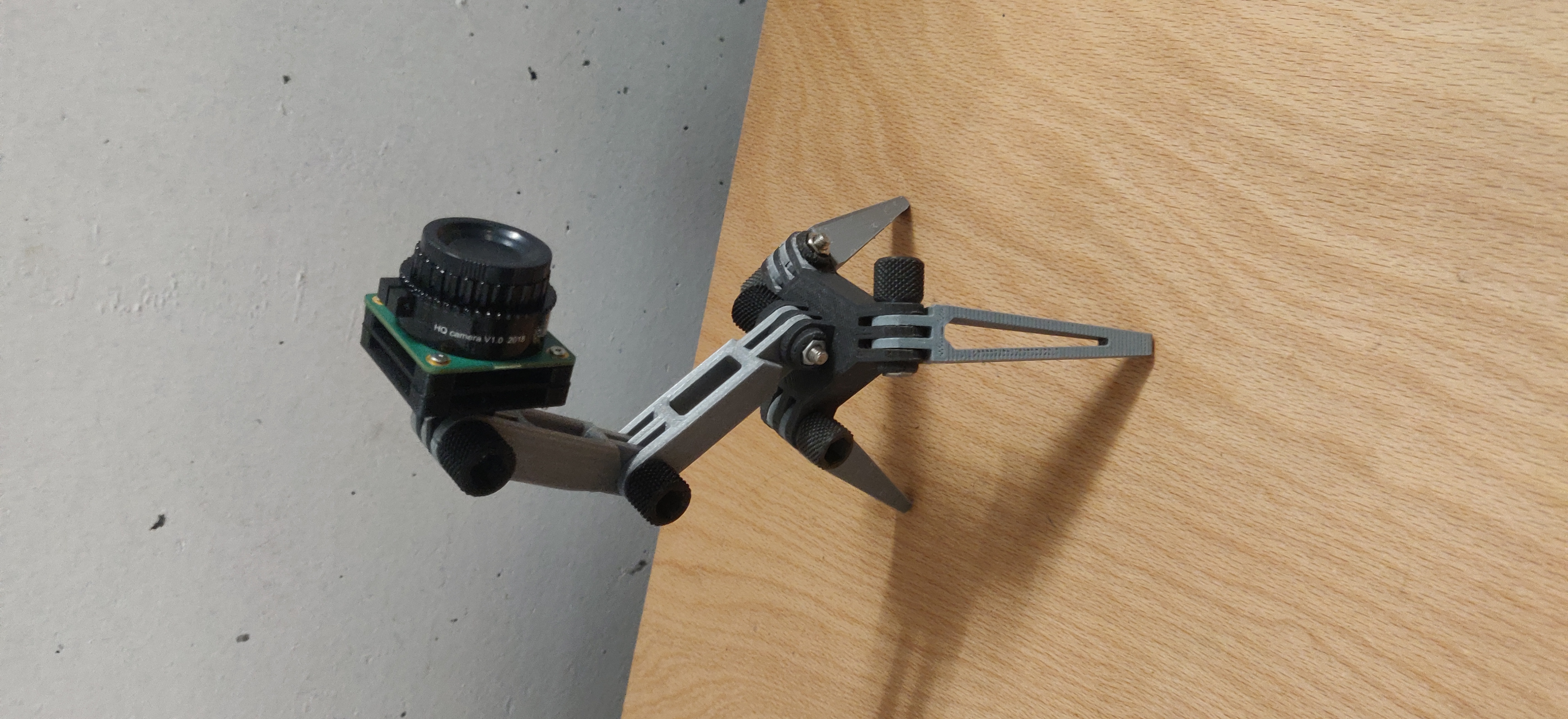 Miniatura 2 do modelo 3D Raspberry Pi Camera HQ Arm Mount