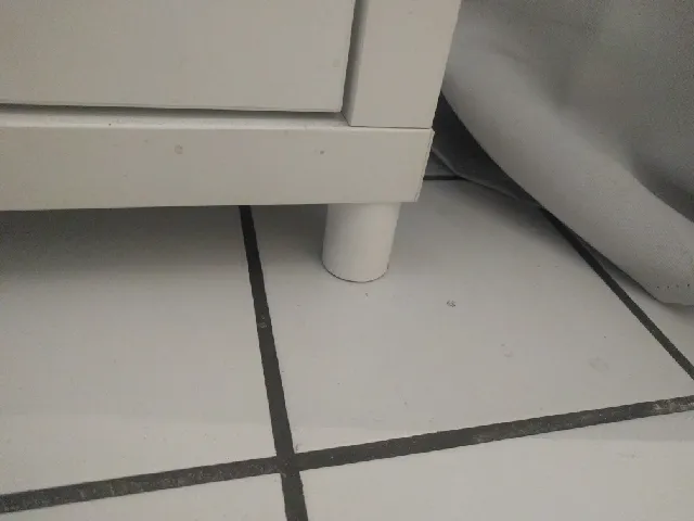 Feet for Kallax/Expedit (or attaching Kallax together)