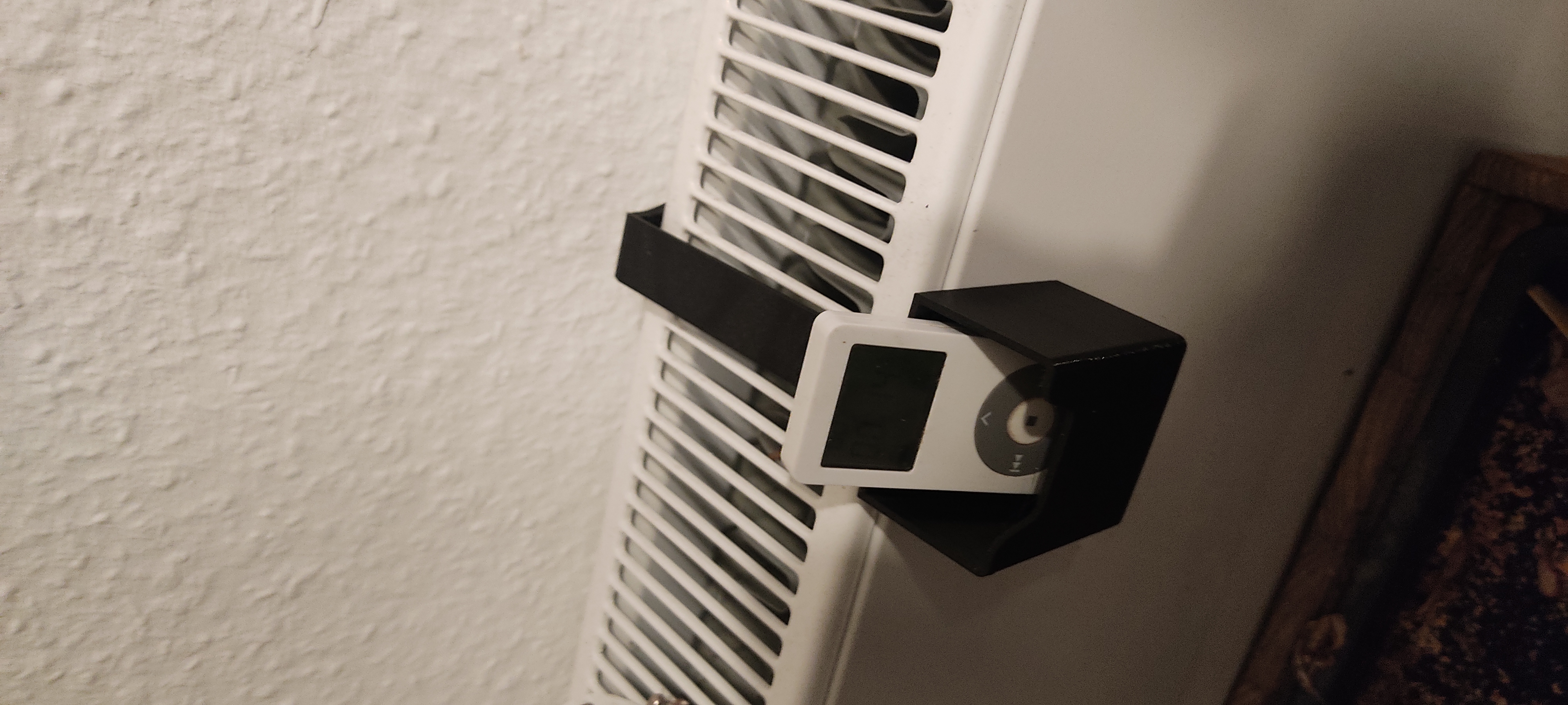 Holder for radiator
