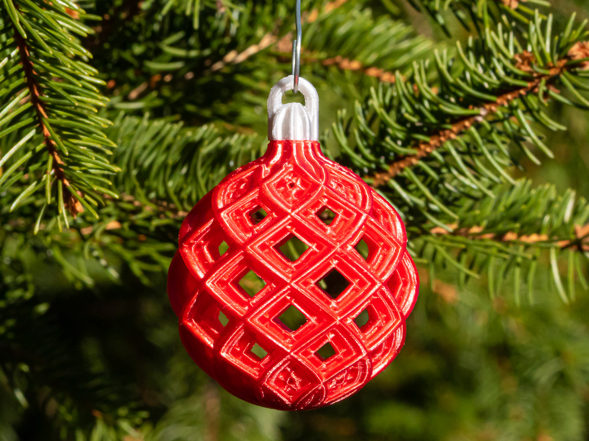Mini Christmas Ball - Medium Lattice