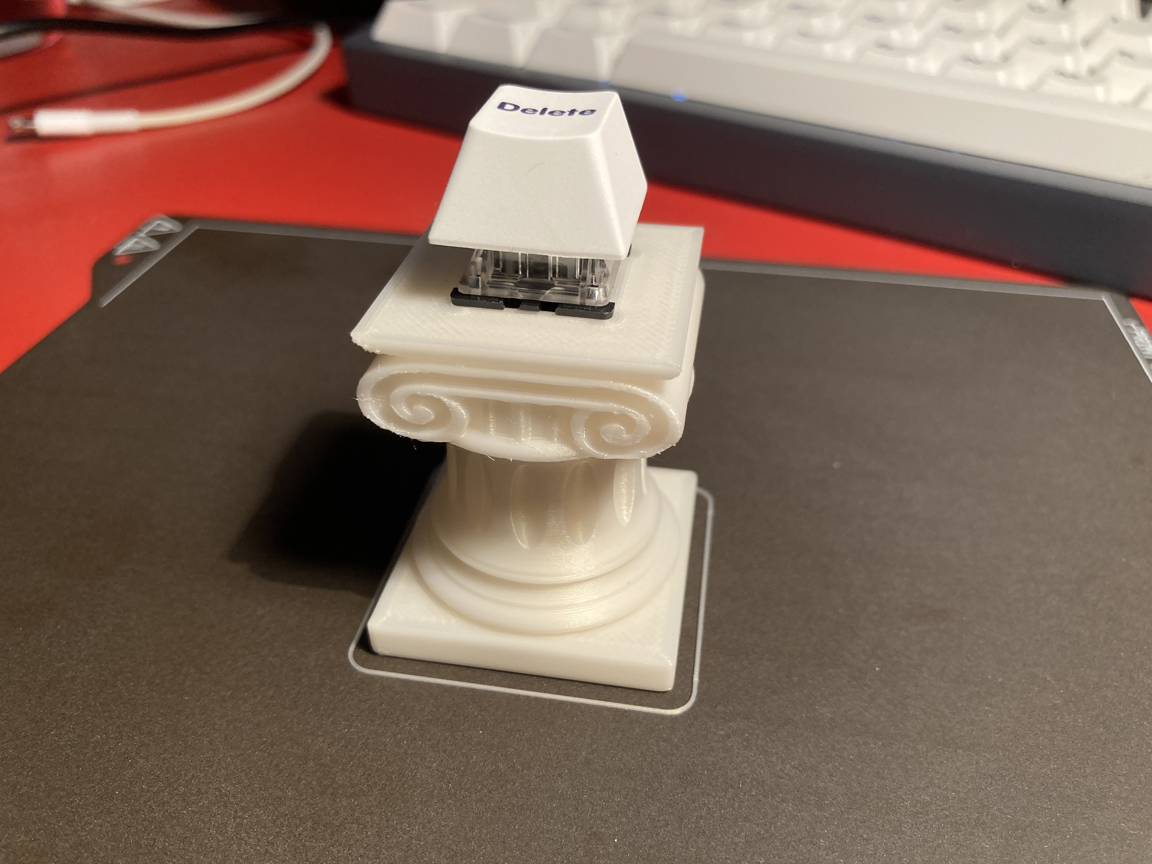 Miniatura 2 do modelo 3D Mini ionic column for keyboard switch