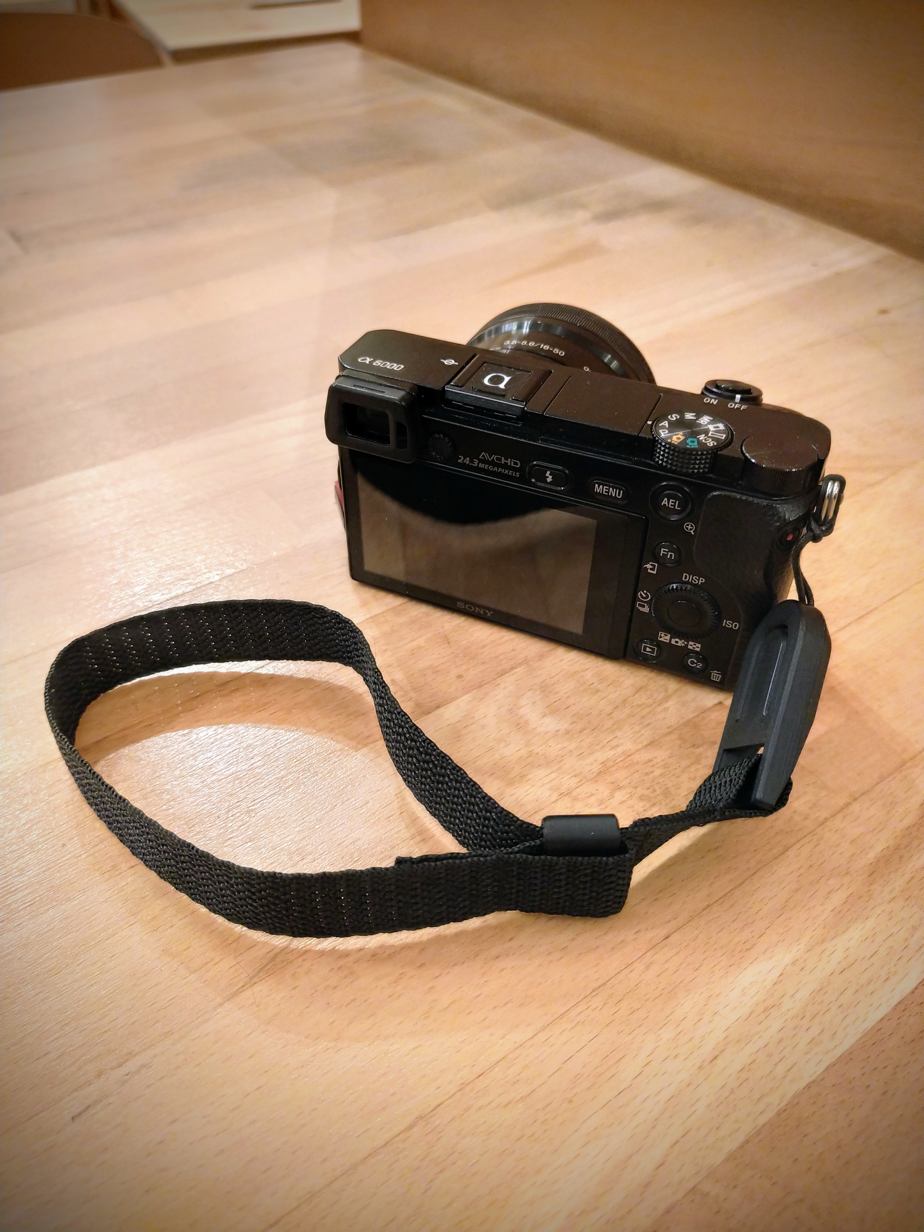 Camera wrist strap for Peak Design by Michal Pešek Download free STL